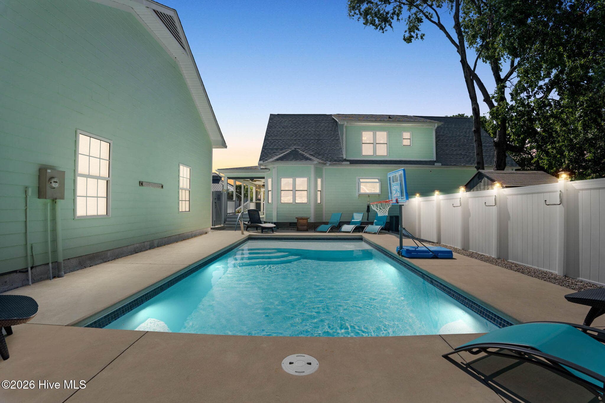 Single Family Residence at 2008 E Oak Island Drive, Oak Island, NC 28465, photo 12 of 184