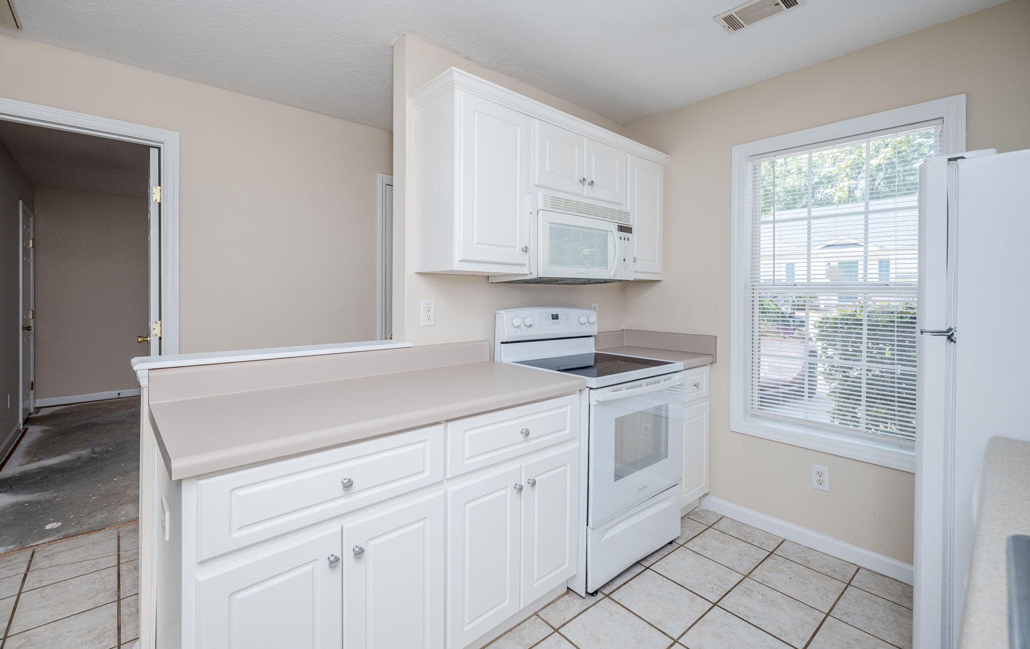 Townhouse at 2330 Lions Gate Drive, Augusta, GA 30909, photo 13 of 29