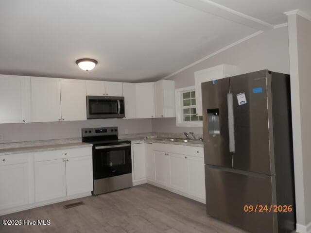 Manufactured Home at 145 Ridgecrest Acres, Whiteville, NC 28472, photo 13 of 29