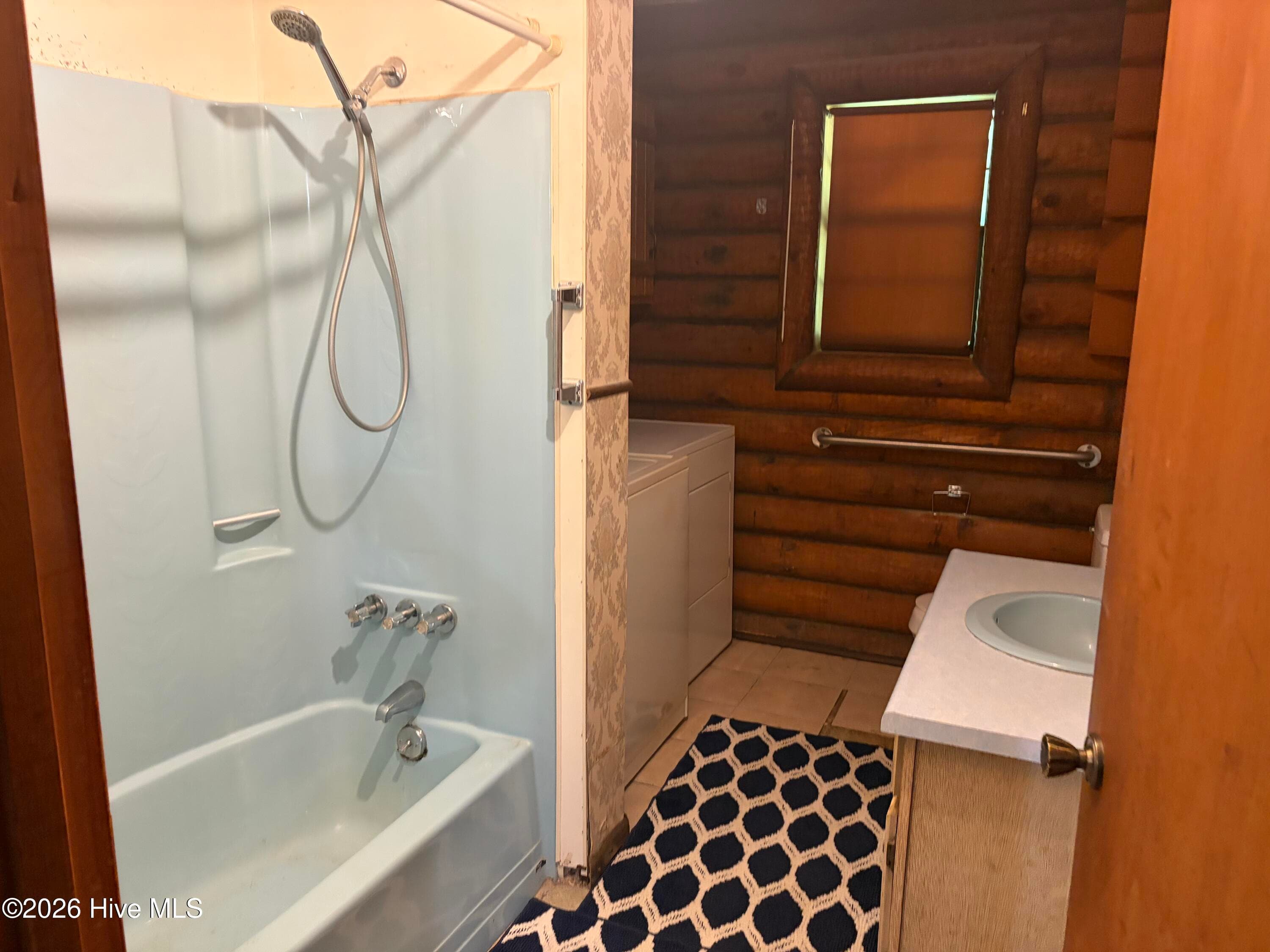 Bath / Utility Area - 913 Franks Creek Road, Robbinsville, NC 28771