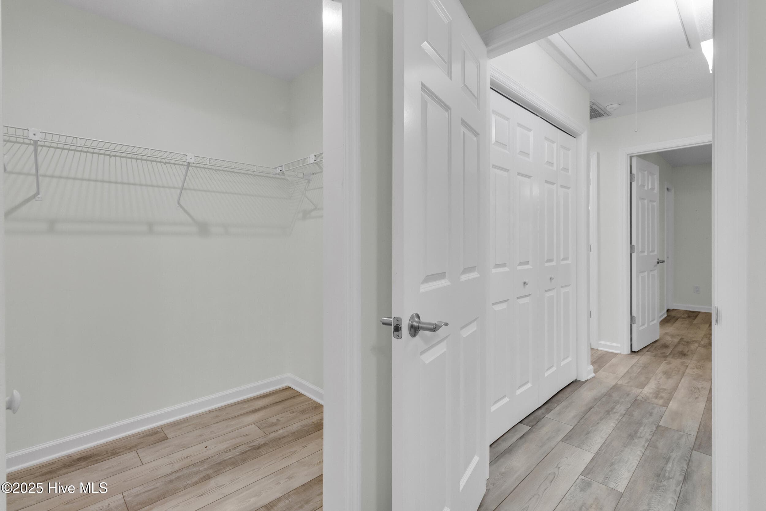 Single Family Residence at 7212 Windward Drive, New Bern, NC 28560, photo 16 of 41
