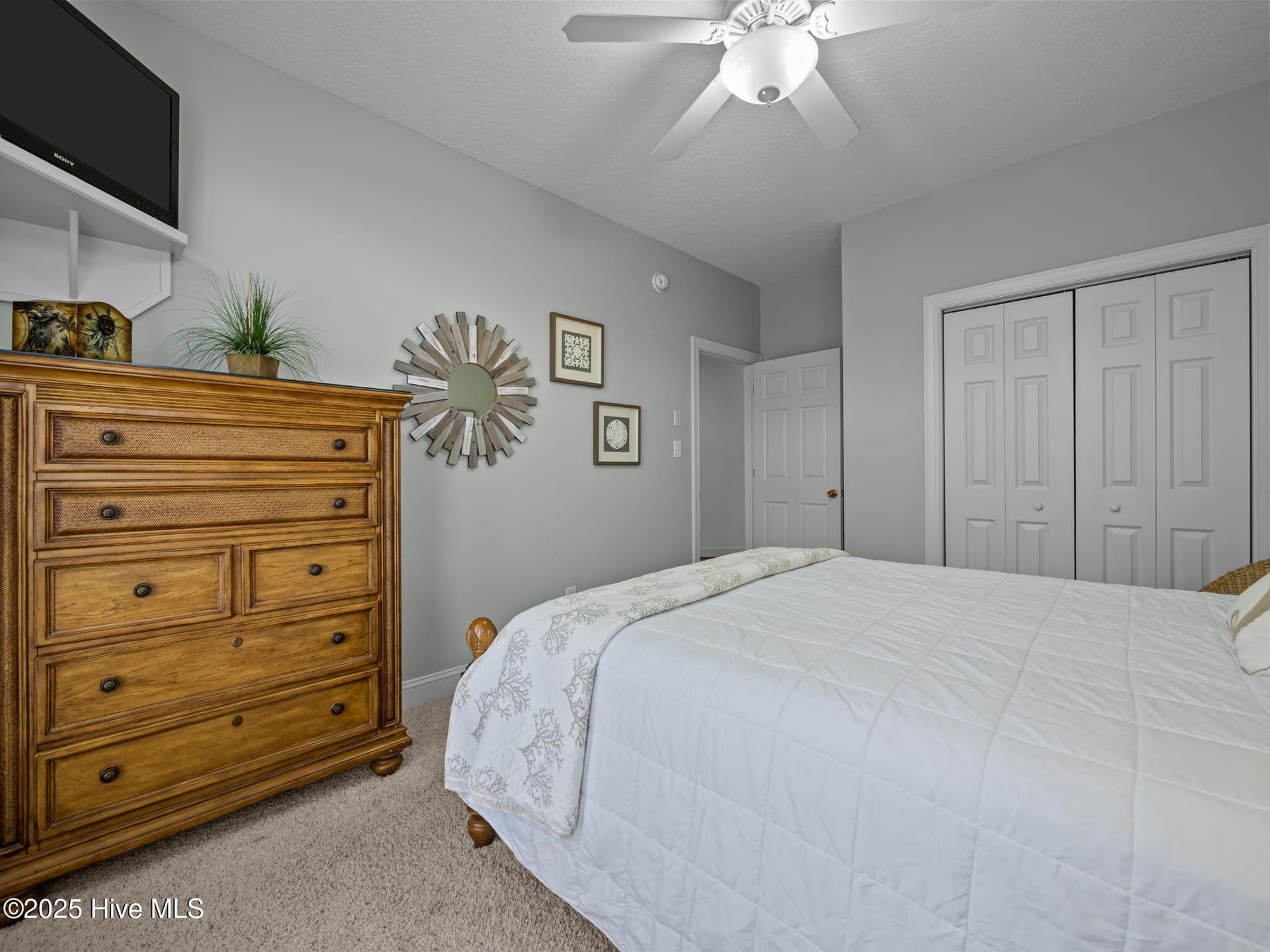 Single Family Residence at 9902 Colonel Hanson Court, Emerald Isle, NC 28594, photo 24 of 56