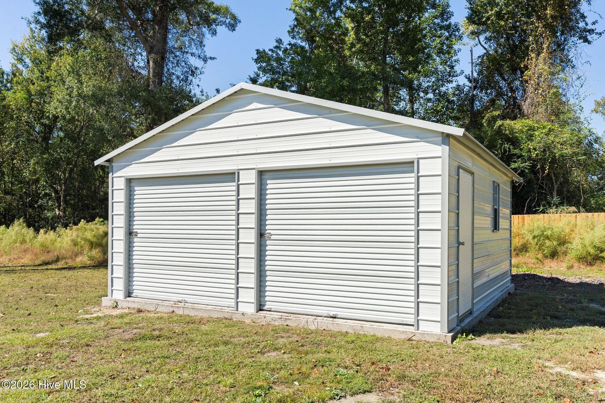 Single Family Residence at 305 Riva Ridge, Burgaw, NC 28425, photo 48 of 67