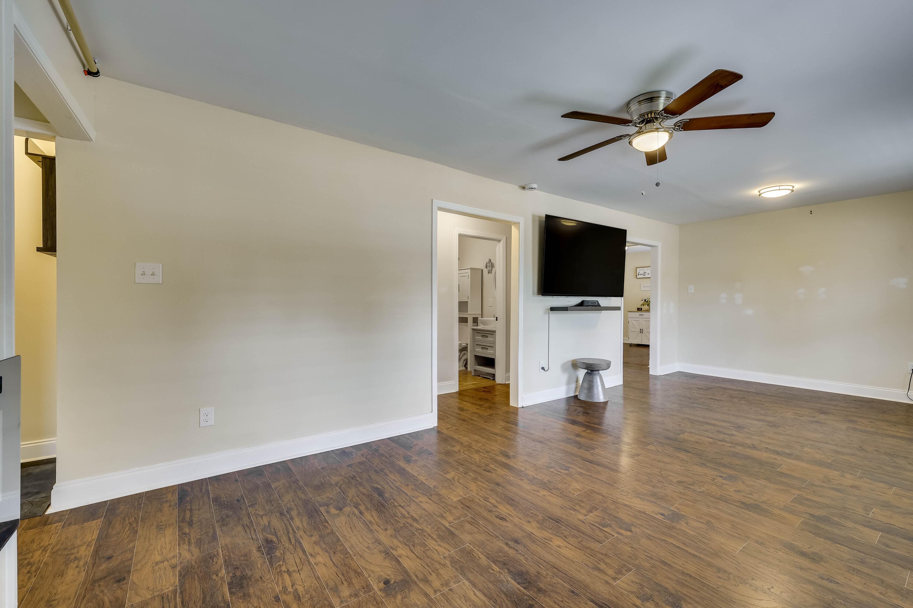 Single Family Residence at 3060 Collier Road, Augusta, GA 30906, photo 8 of 29