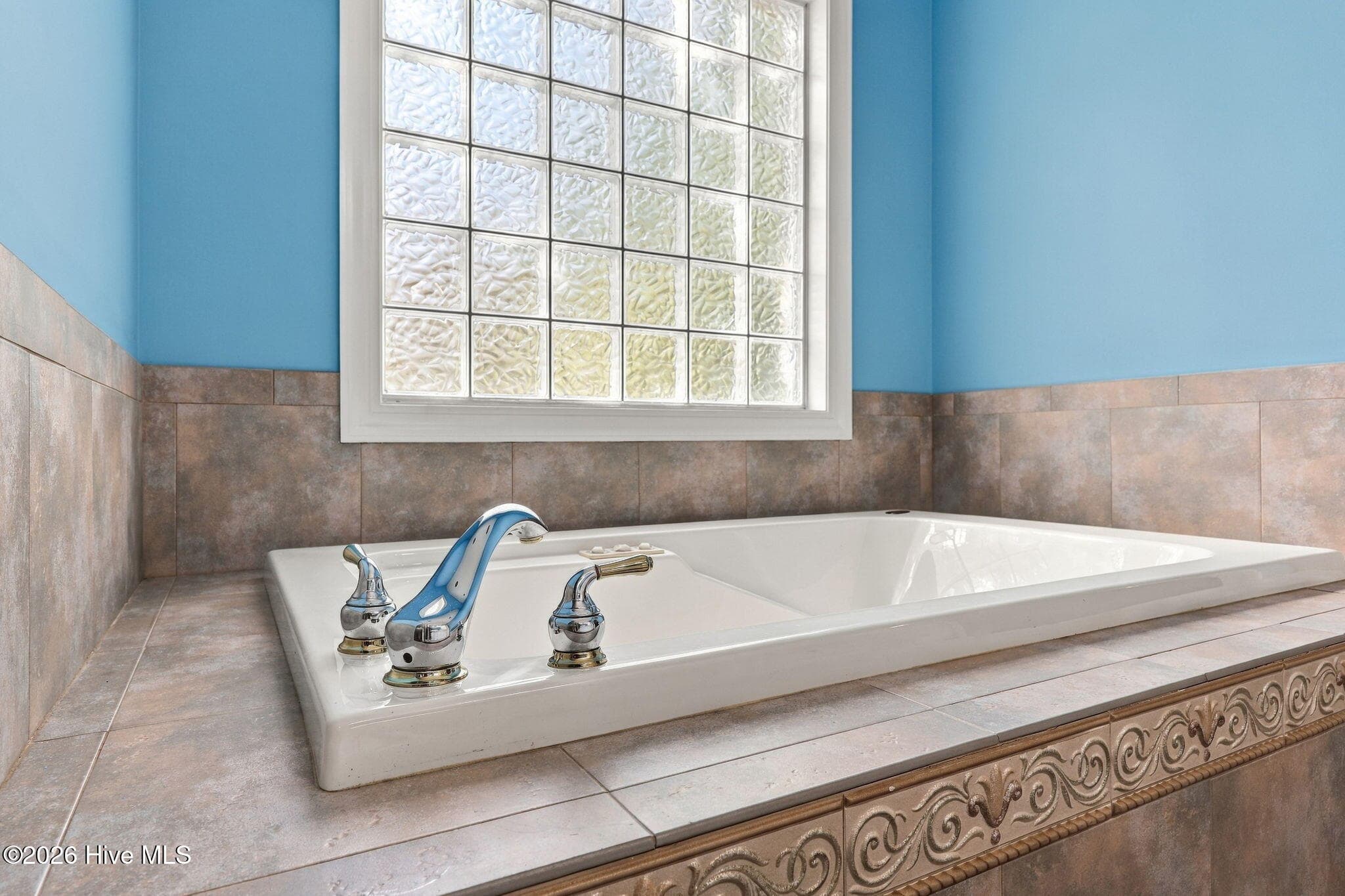 Owners Bathroom - 119 Cape Fear Drive, Chocowinity, NC 27817