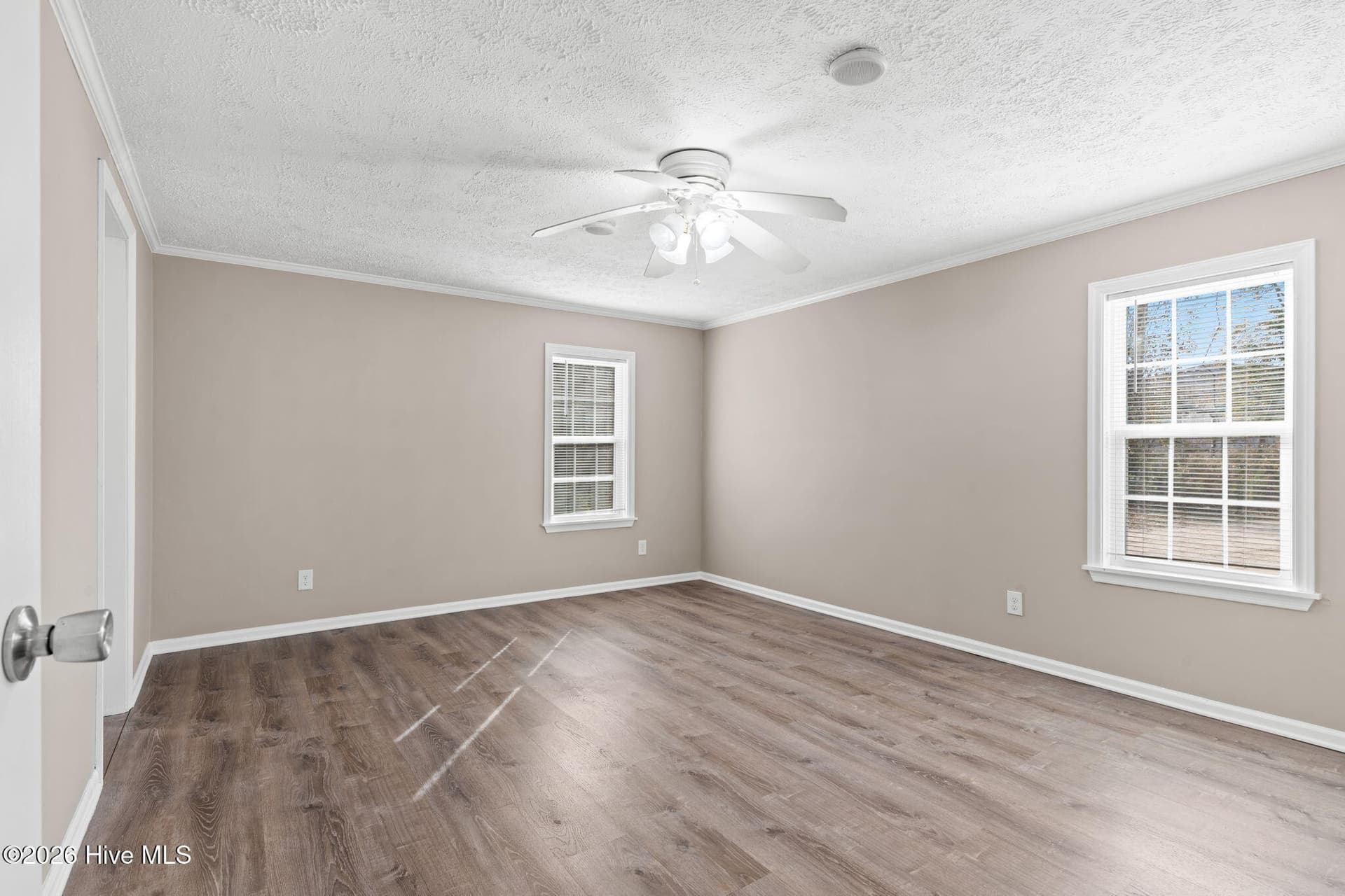 Manufactured Home at 286 Edgewater Drive SW, Shallotte, NC 28470, photo 45 of 56