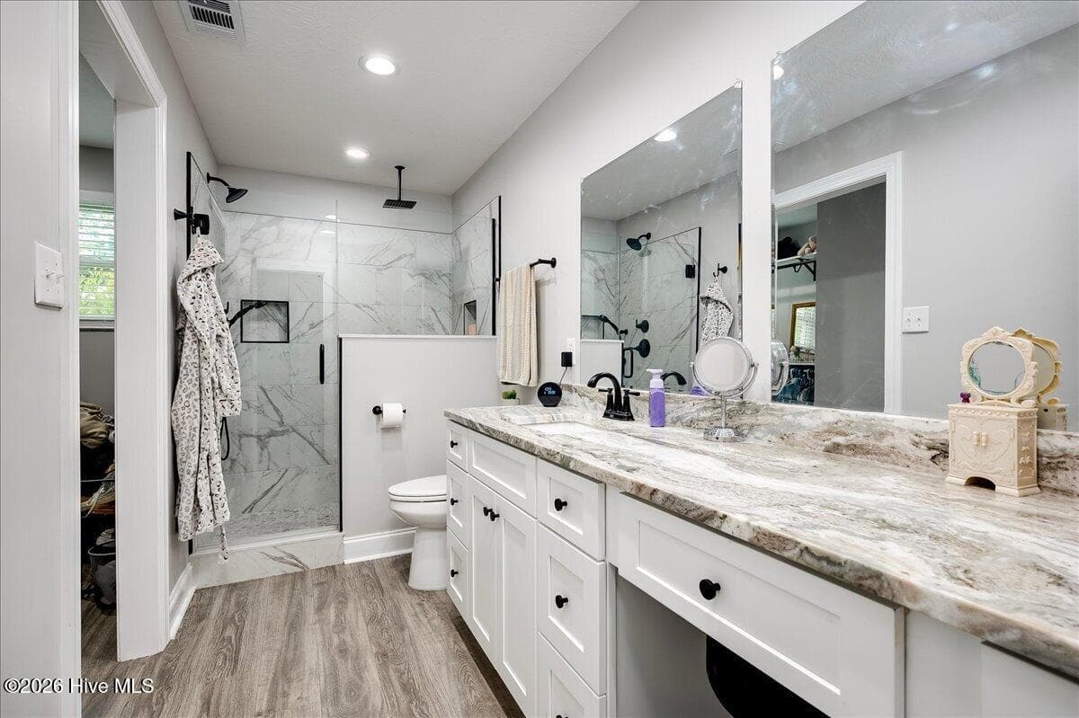 Full tiled shower with seating in secondary bathroom, plus add'l makeup counter on large vanity - 4121 Langley Street, Martinez, GA 30907