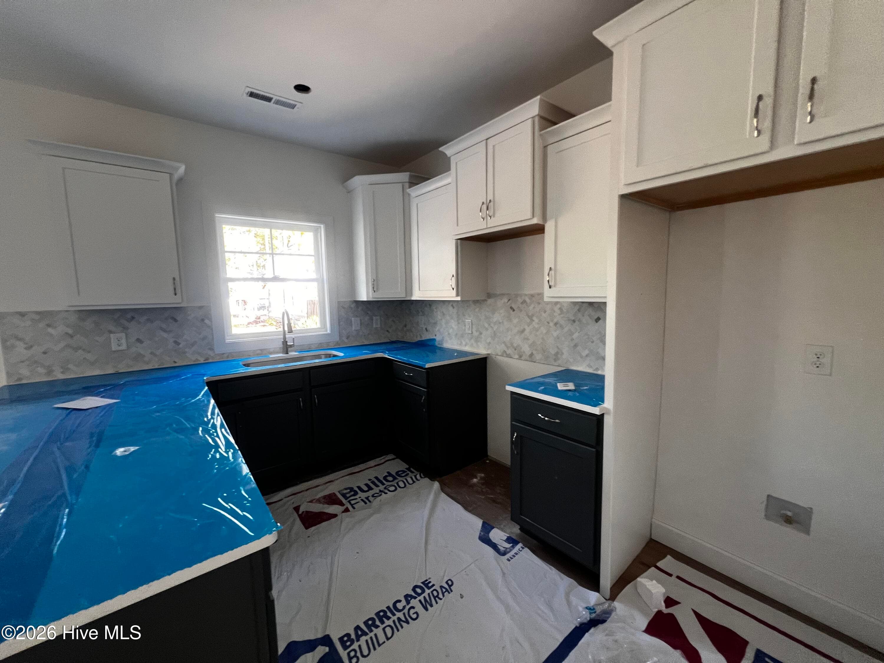 Single Family Residence at 725 Thrush Drive, Vass, NC 28394, photo 7 of 21
