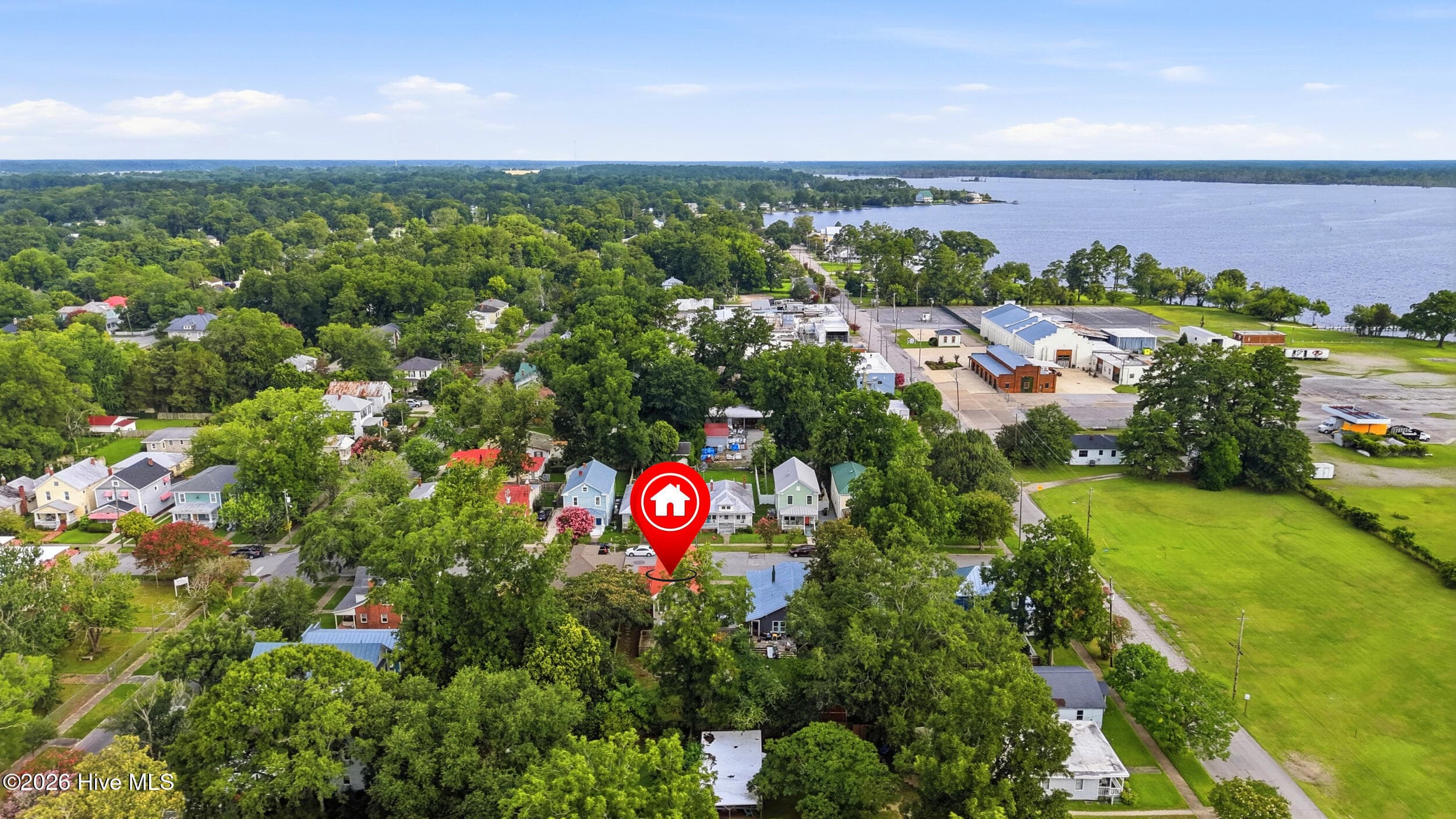 Single Family Residence at 307 Avenue B, New Bern, NC 28560, photo 50 of 55