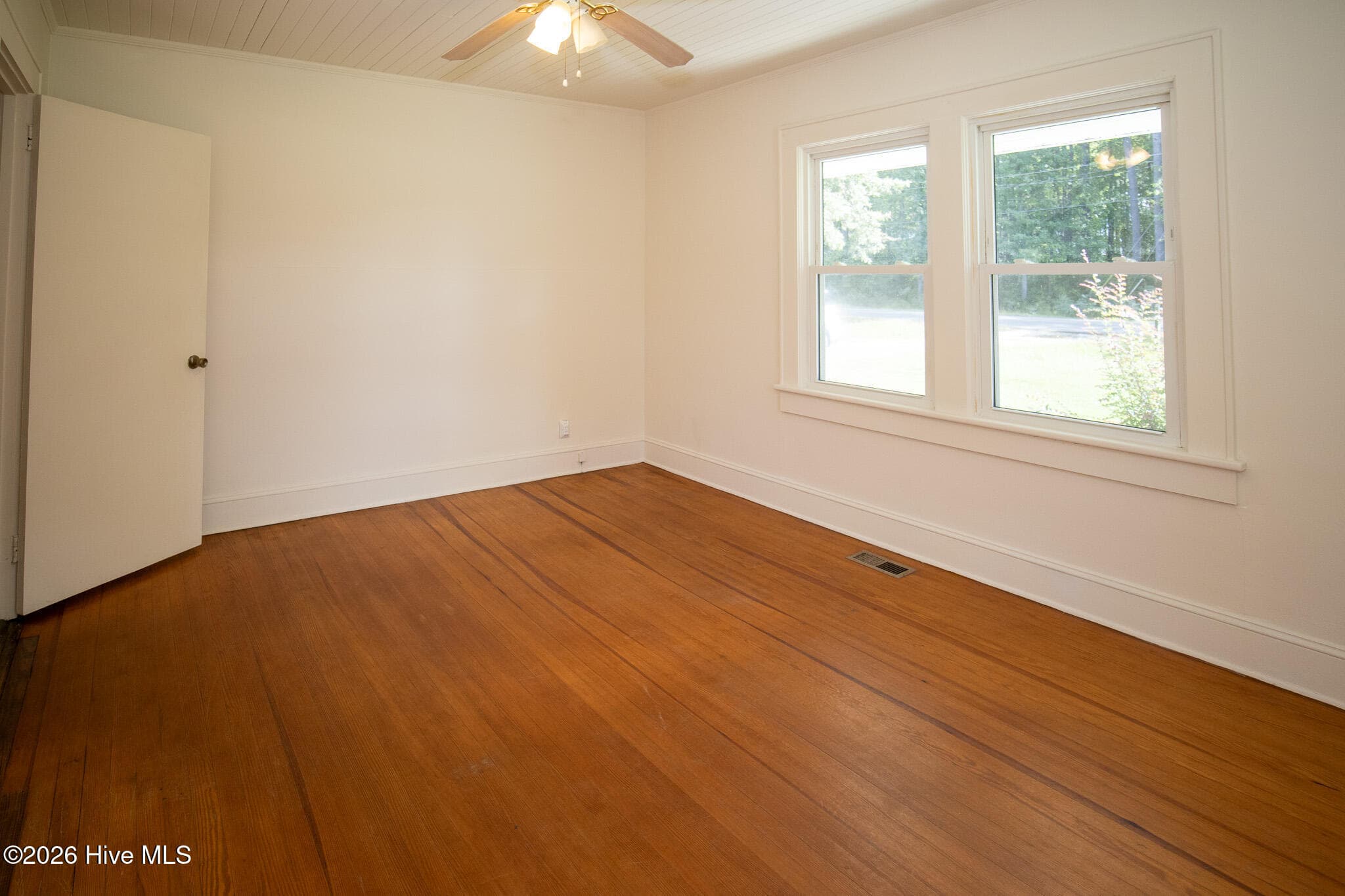 Bed 2 - 8734 Carolina 48, Whitakers, NC 27891