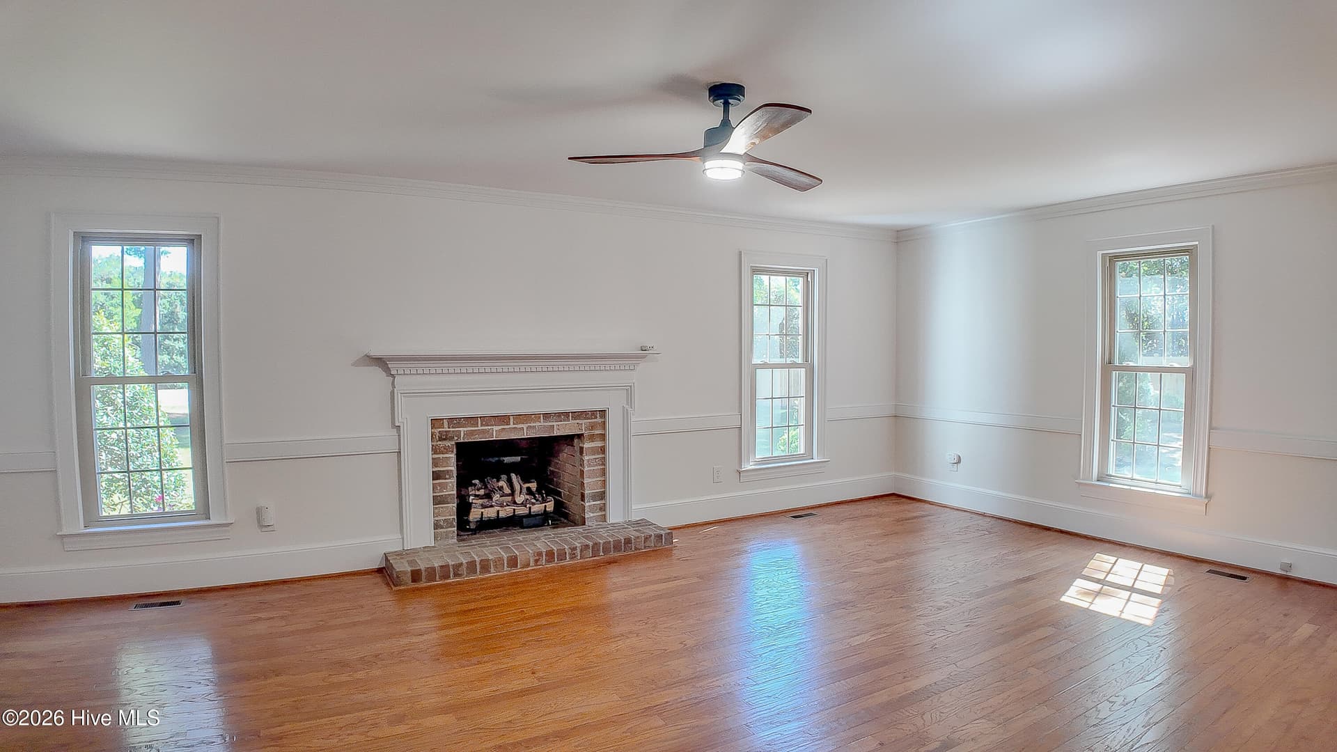Single Family Residence at 101 Forest Drive, Clinton, NC 28328, photo 10 of 38