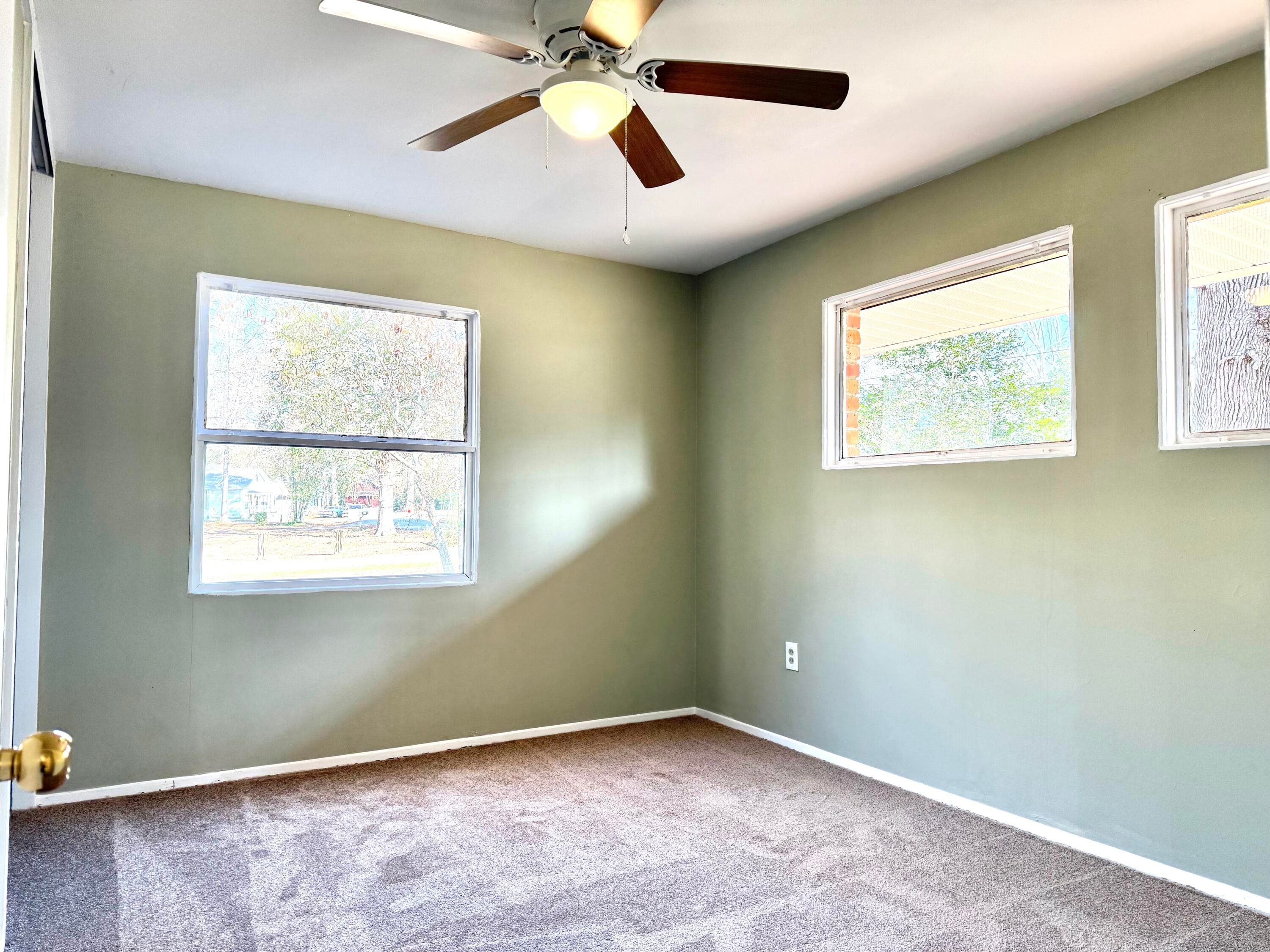 Single Family Residence at 609 Hillcrest Drive, Thomson, GA 30824, photo 11 of 17