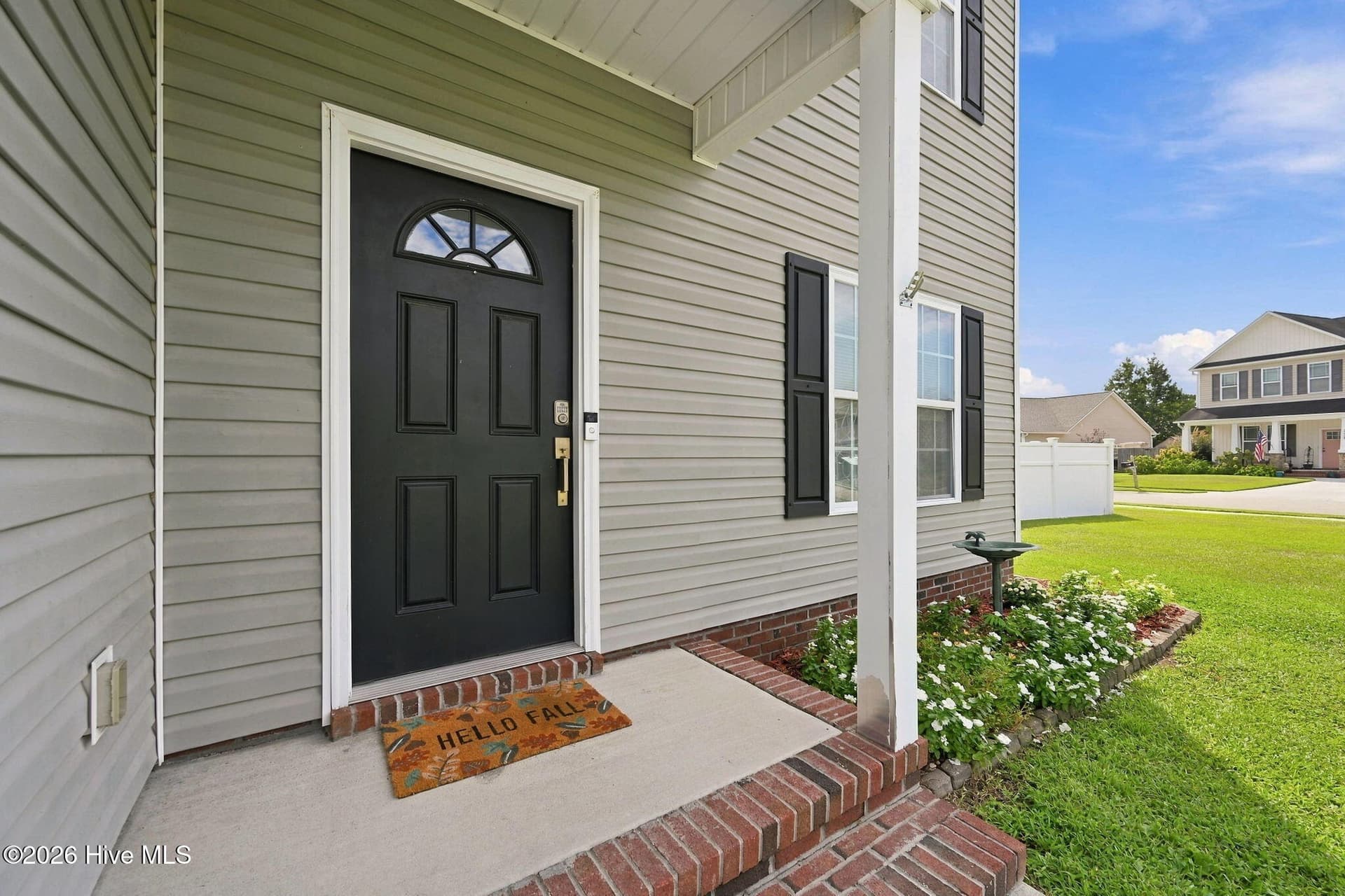 Single Family Residence at 113 Borough Nest Drive, Swansboro, NC 28584, photo 5 of 49