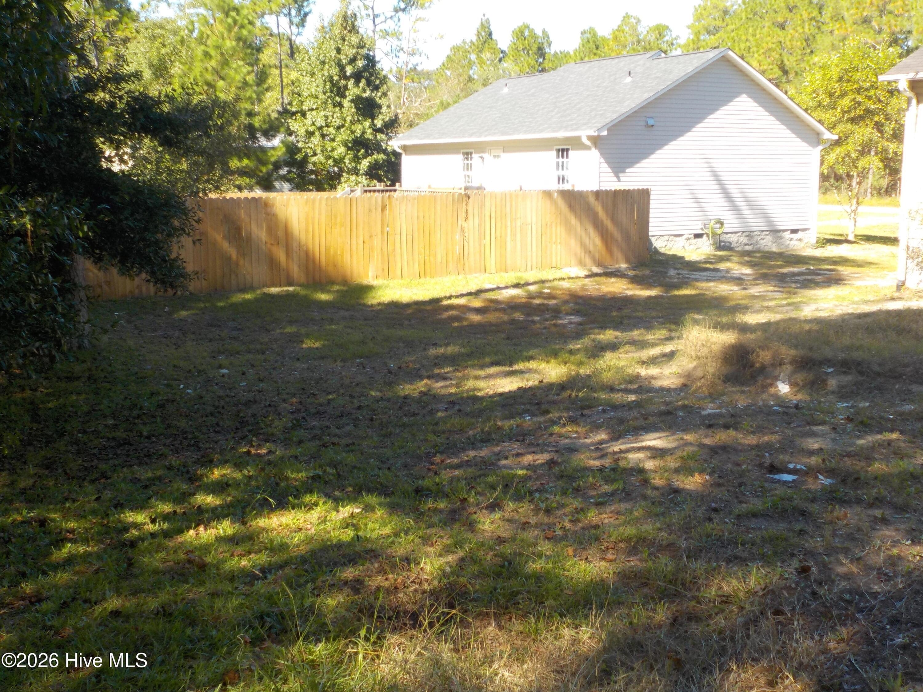 Single Family Residence at 285 Walnut Road, Southport, NC 28461, photo 4 of 12