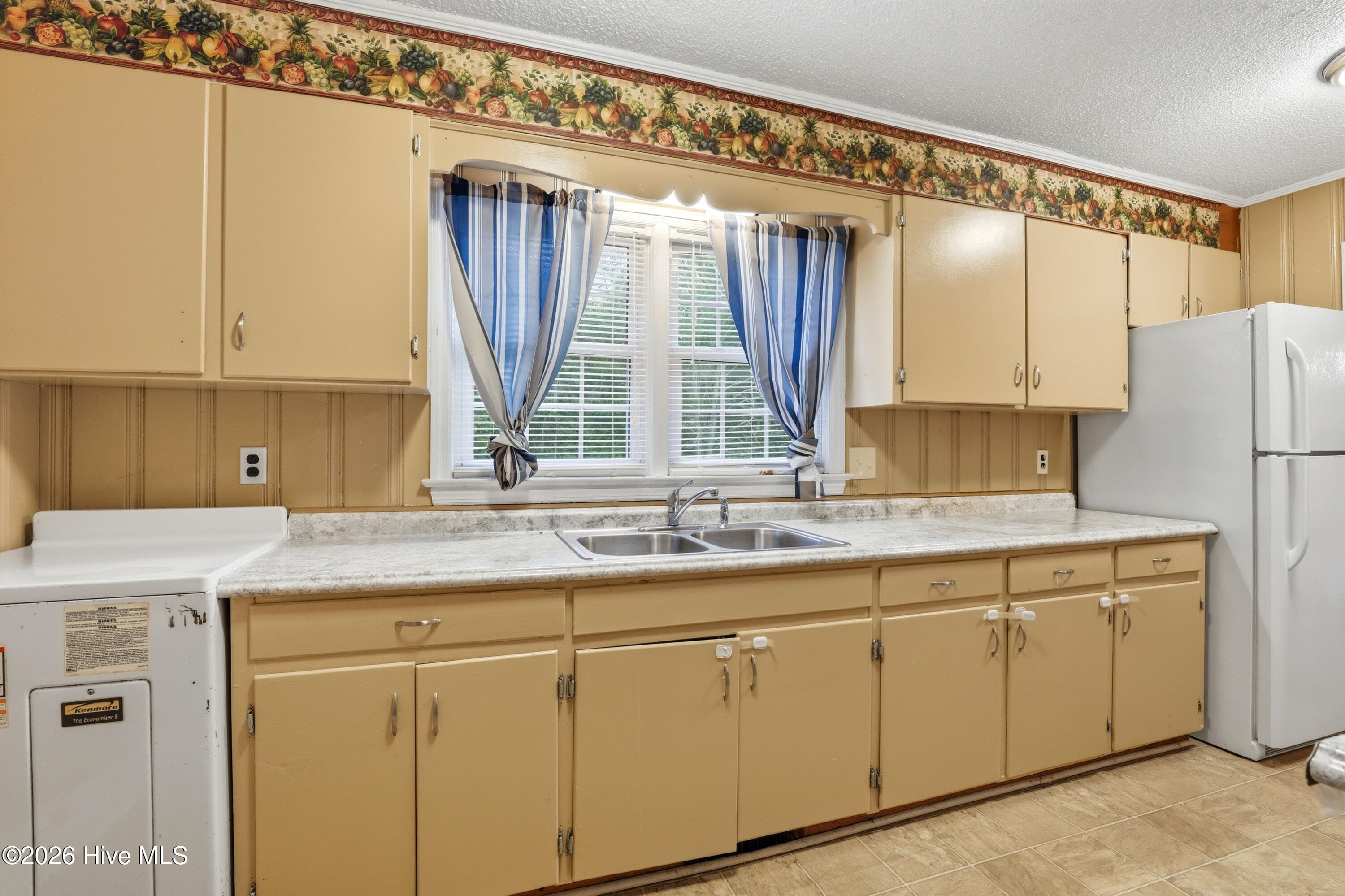 Single Family Residence at 6566 Hwy 41 W, Trenton, NC 28585, photo 17 of 29