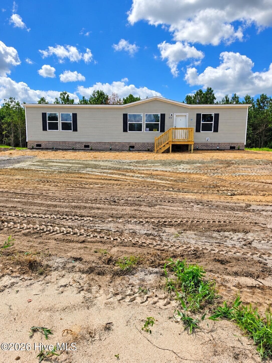 Manufactured Home at 934 Blind Bridge Road, Magnolia, NC 28453, photo 2 of 3