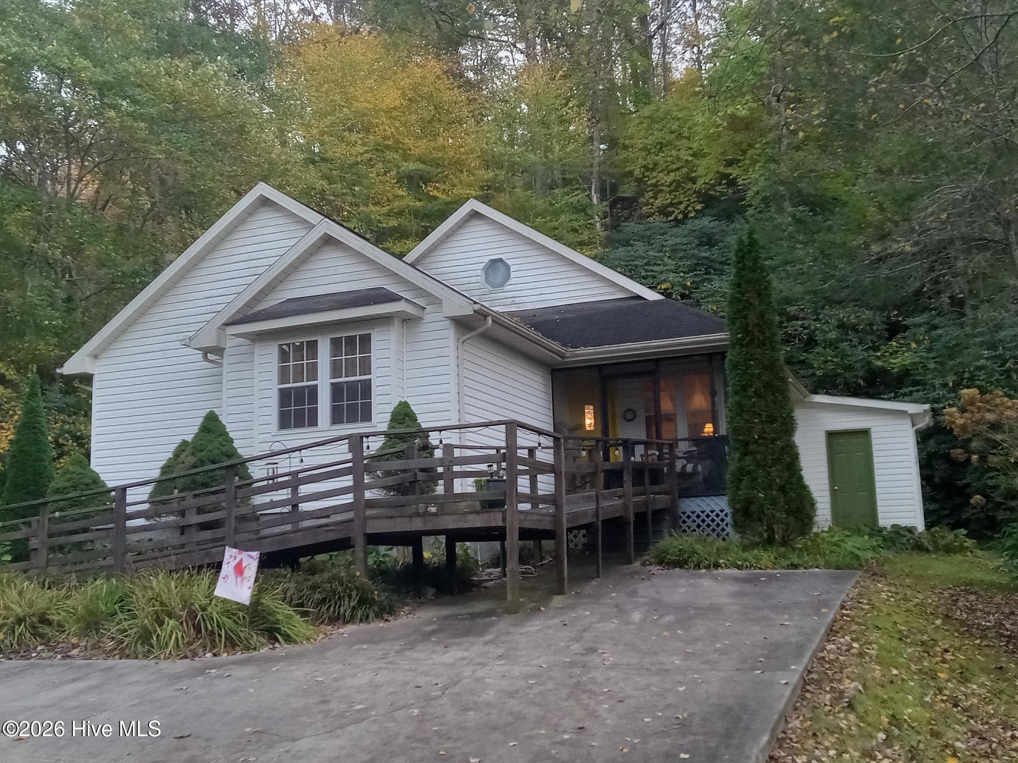 38 Chase Lane, Sylva, NC 28779