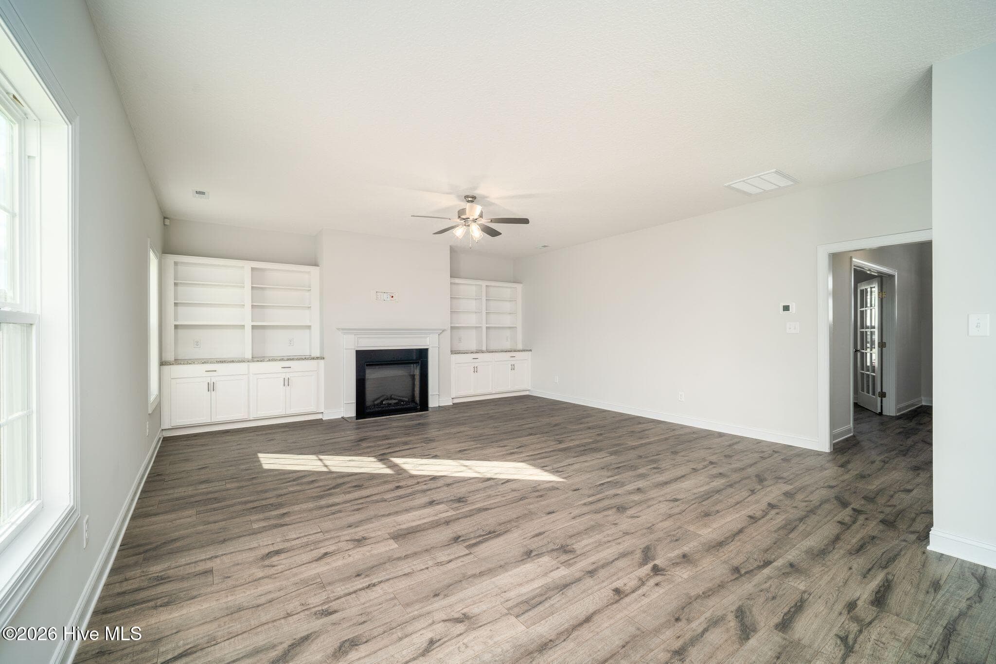 Single Family Residence at 500 Huggins Way, Jacksonville, NC 28546, photo 25 of 99