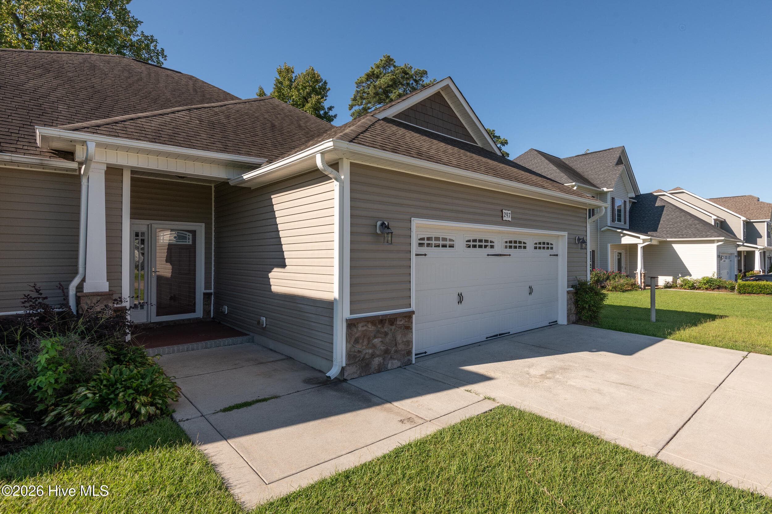 Single Family Residence at 297 Copper Creek Drive, Winterville, NC 28590, photo 9 of 52