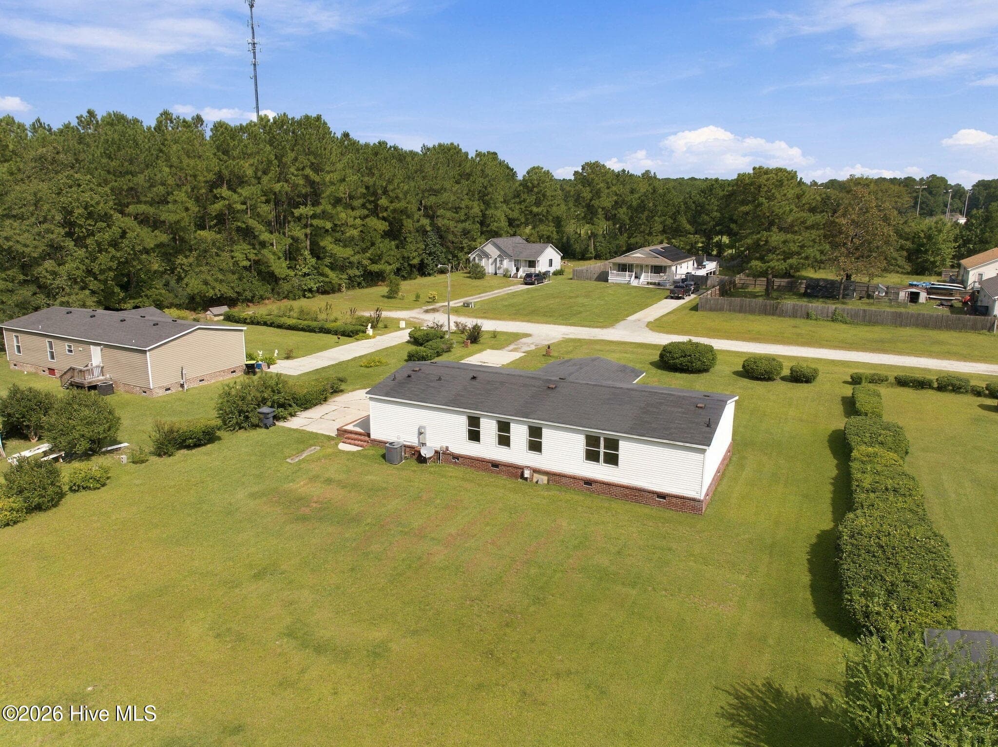 Manufactured Home at 185 New Hope Lane SE, Leland, NC 28451, photo 41 of 49
