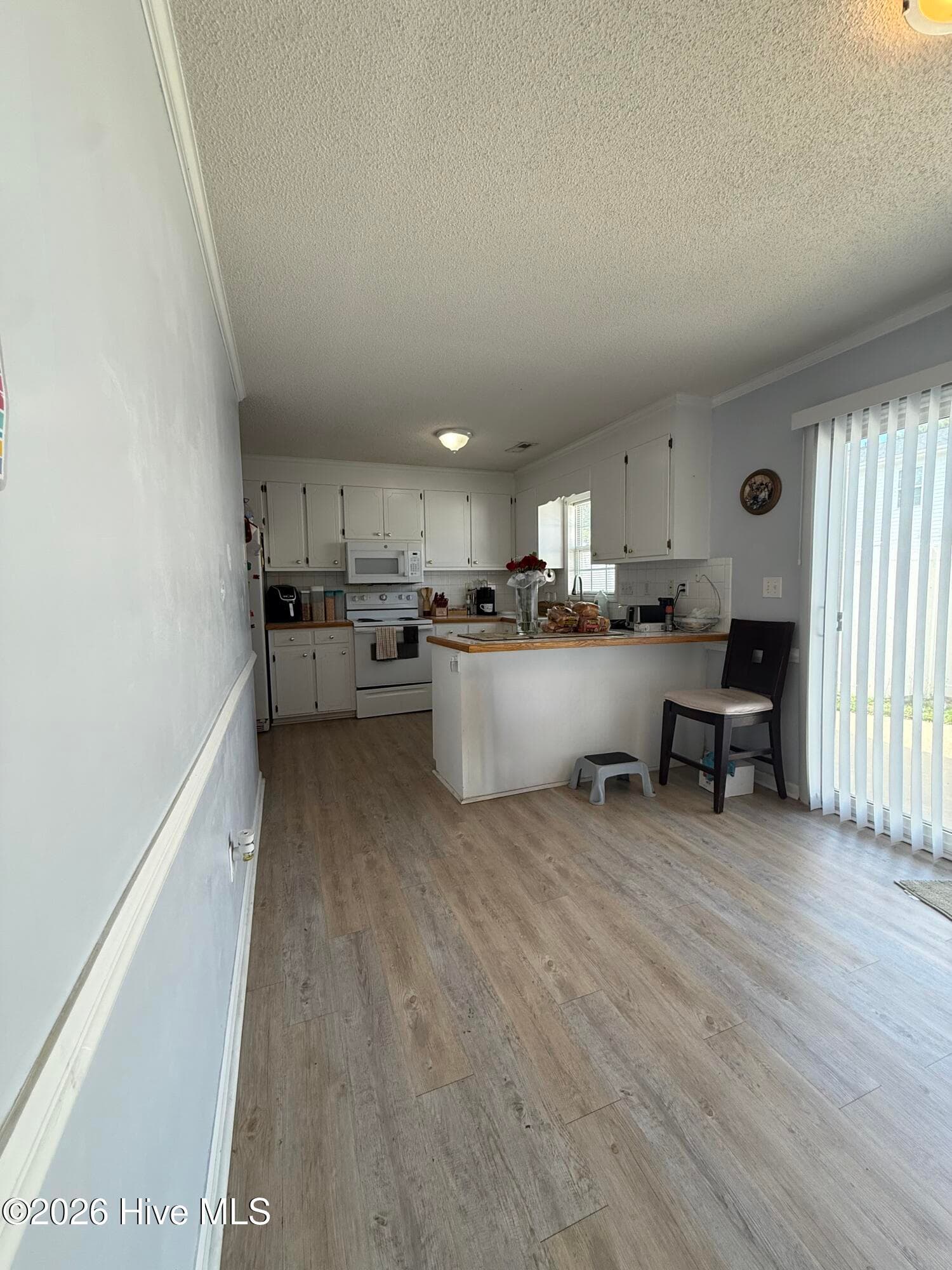 3835 Sterling Pointe Drive Rr5, Winterville, NC 28590