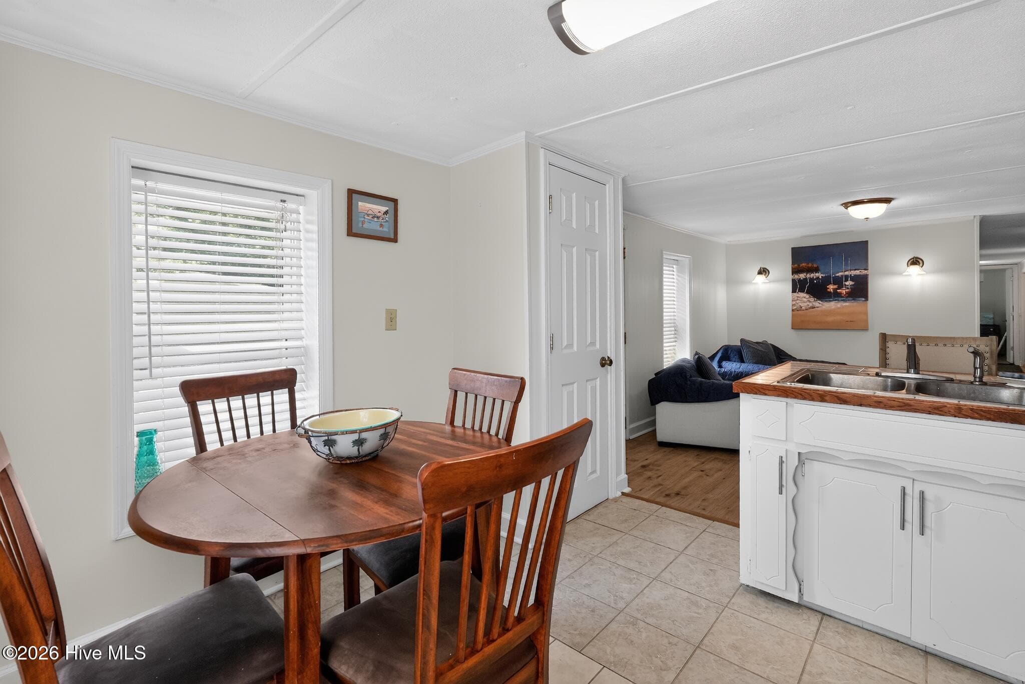 Manufactured Home at 1742 Hideaway Road SW, Ocean Isle Beach, NC 28469, photo 18 of 34