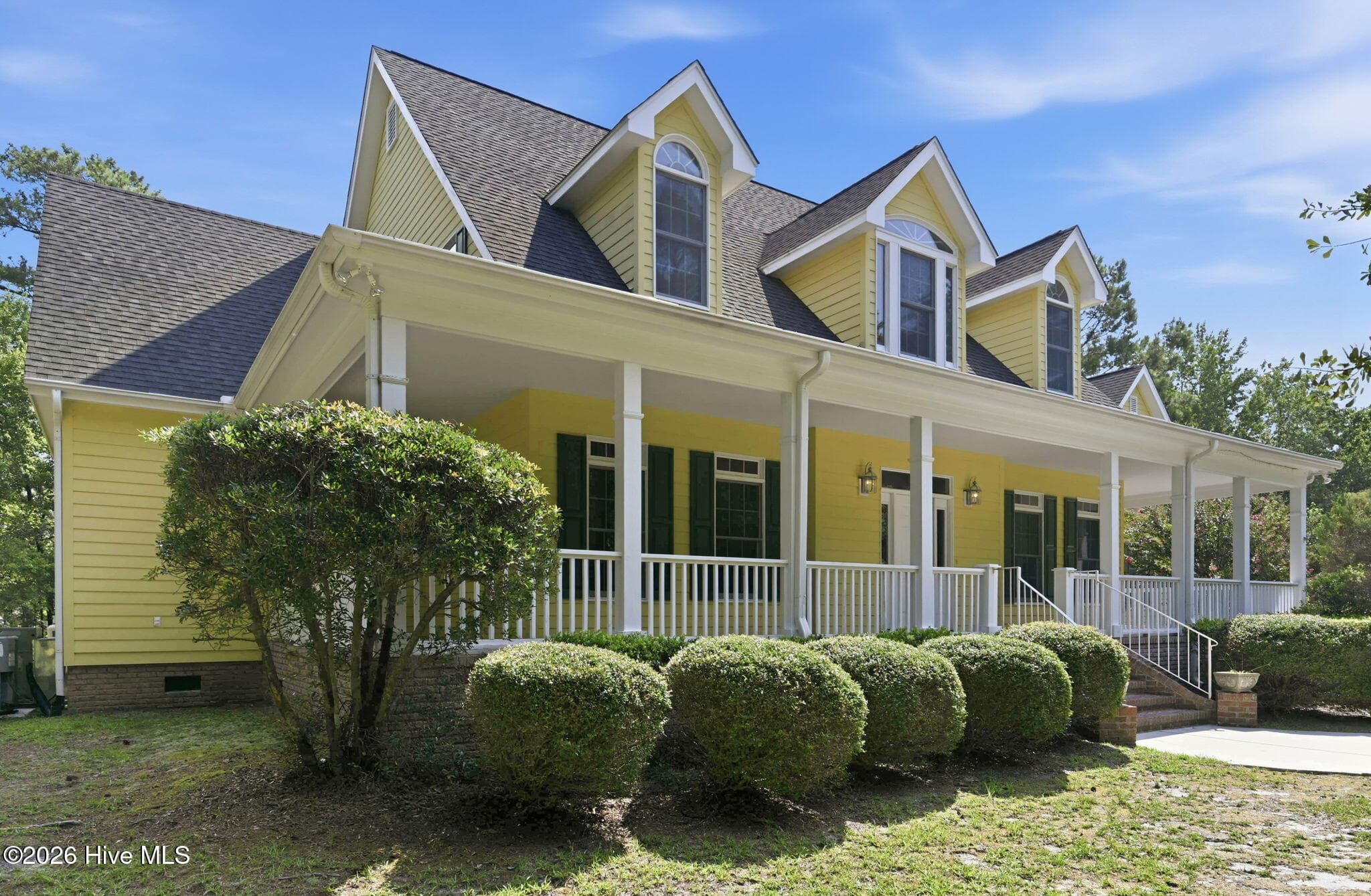 Single Family Residence at 303 Creekview Drive, Hampstead, NC 28443, photo 6 of 56