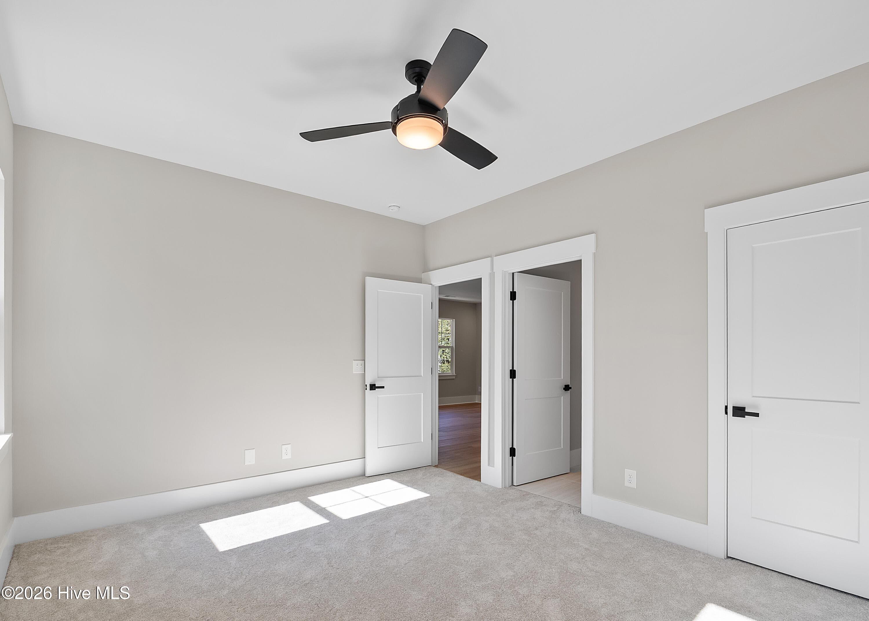 Townhouse at 4926 Oleander Drive Unit D, Wilmington, NC 28403, photo 3 of 3