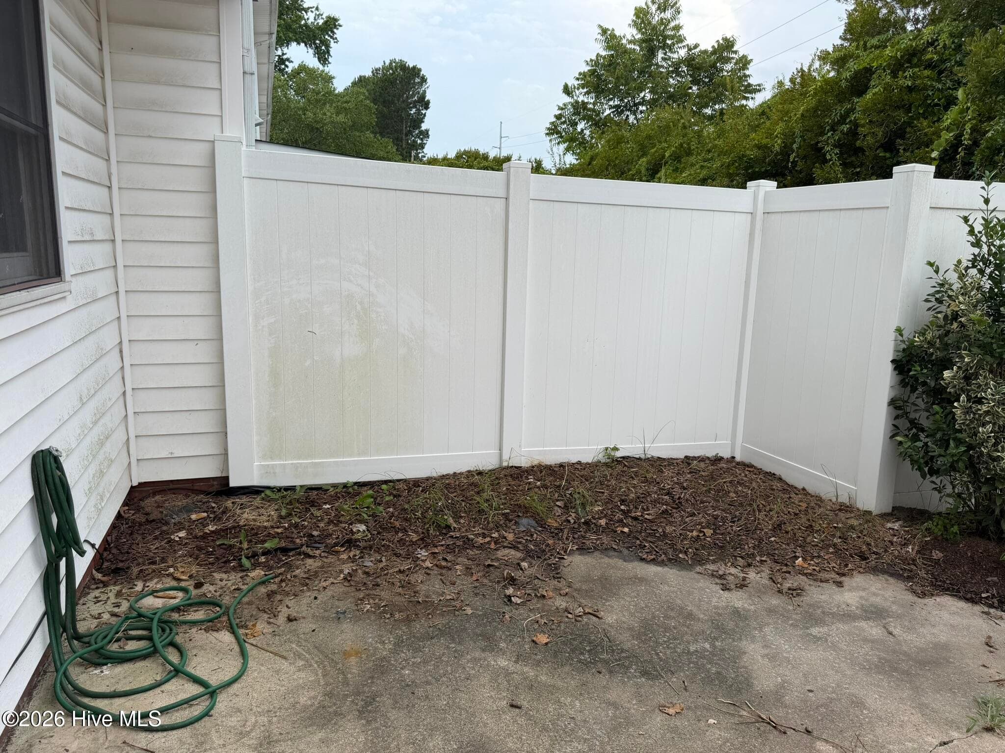 Townhouse at 1101 Grovemont Drive A8, Greenville, NC 27834, photo 7 of 20