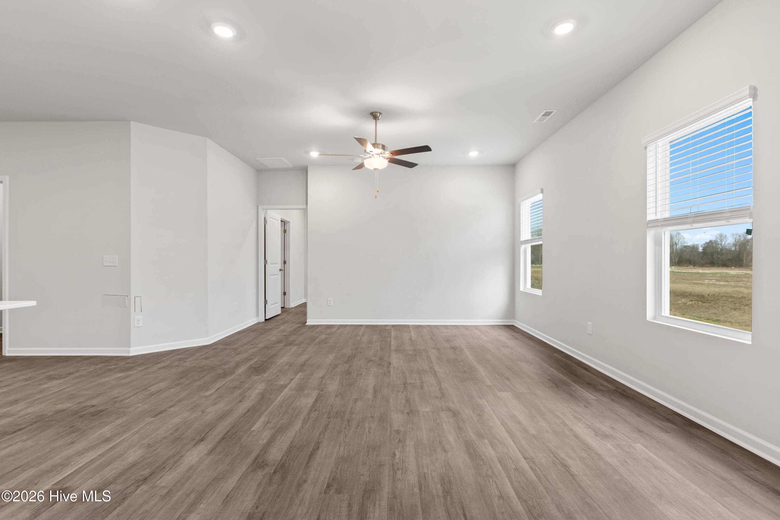 Single Family Residence at 139 N Squires Run, Richlands, NC 28574, photo 22 of 40