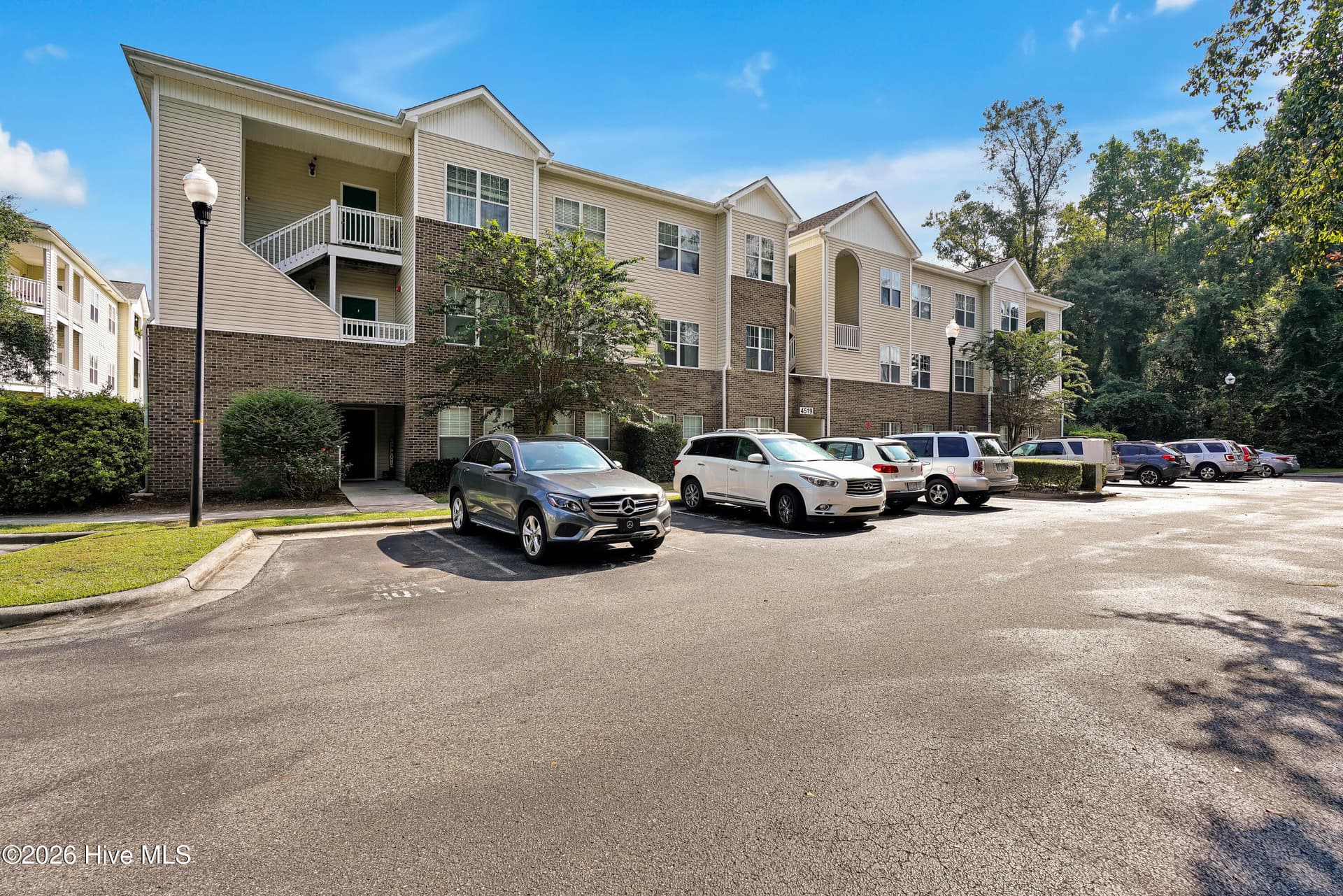Condominium at 4519 Sagedale Drive Unit 203, Wilmington, NC 28405, photo 4 of 33