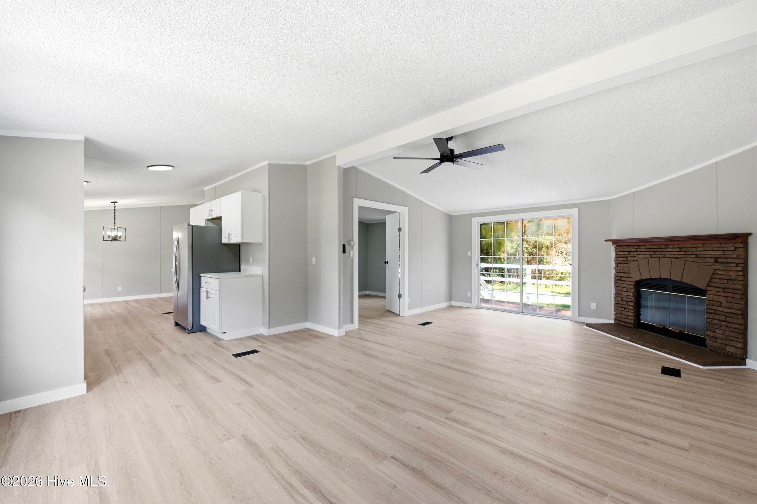 Manufactured Home at 171 Big Four Road, Currie, NC 28435, photo 6 of 53
