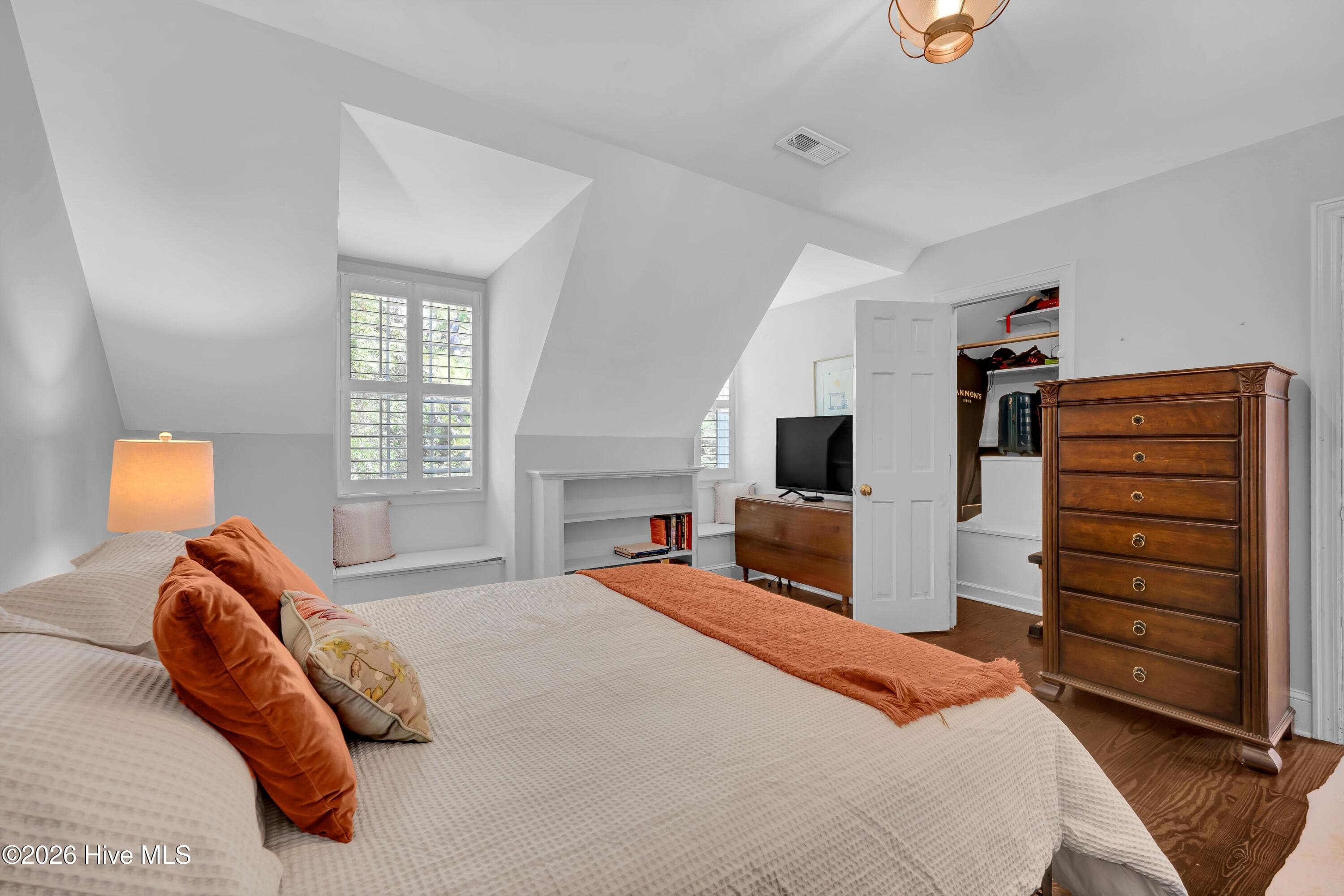 Single Family Residence at 6224 Turtle Hall Drive, Wilmington, NC 28409, photo 32 of 58