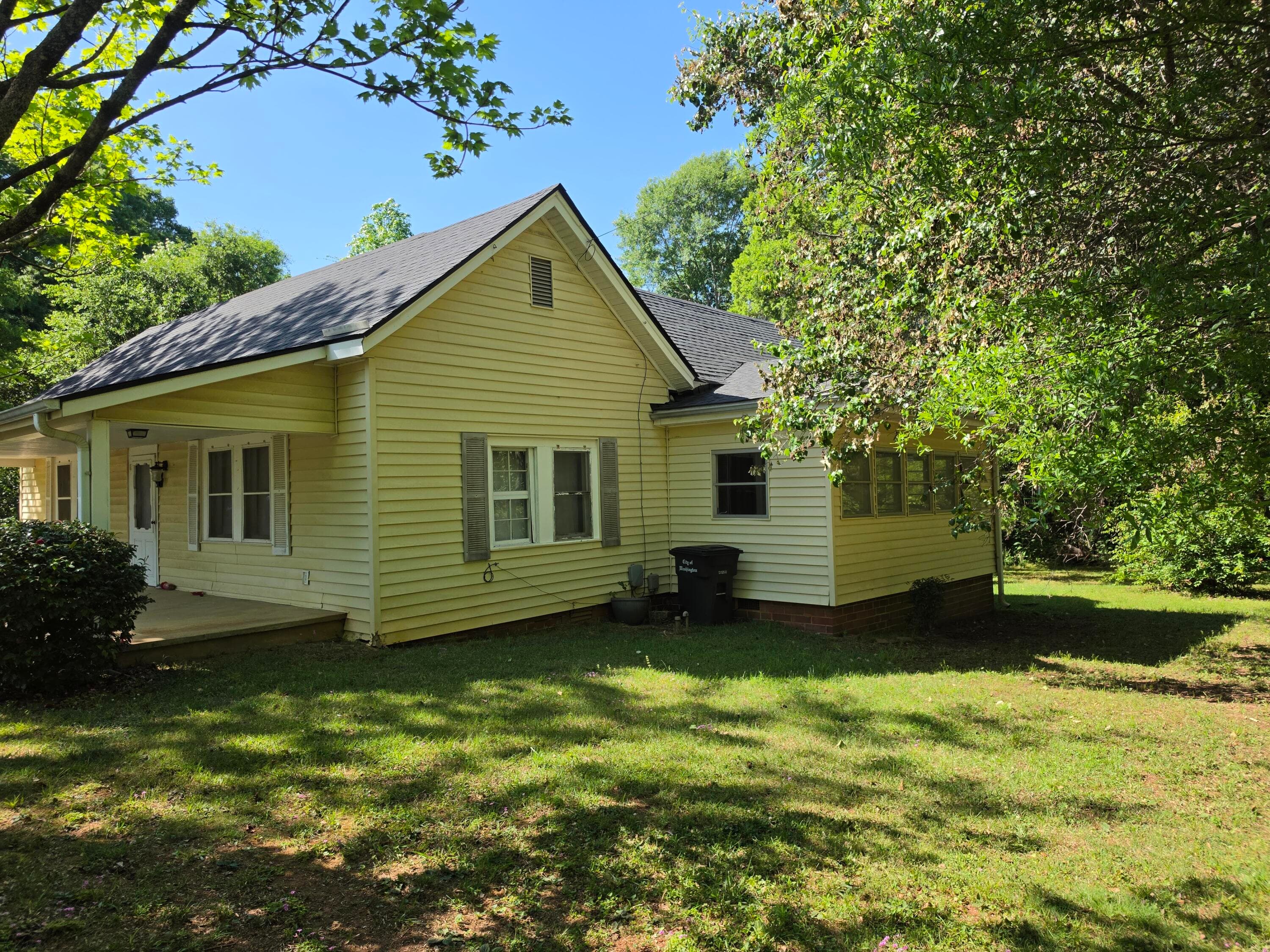 Single Family Residence at 109 Springdale Drive, Washington, GA 30673, photo 3 of 35