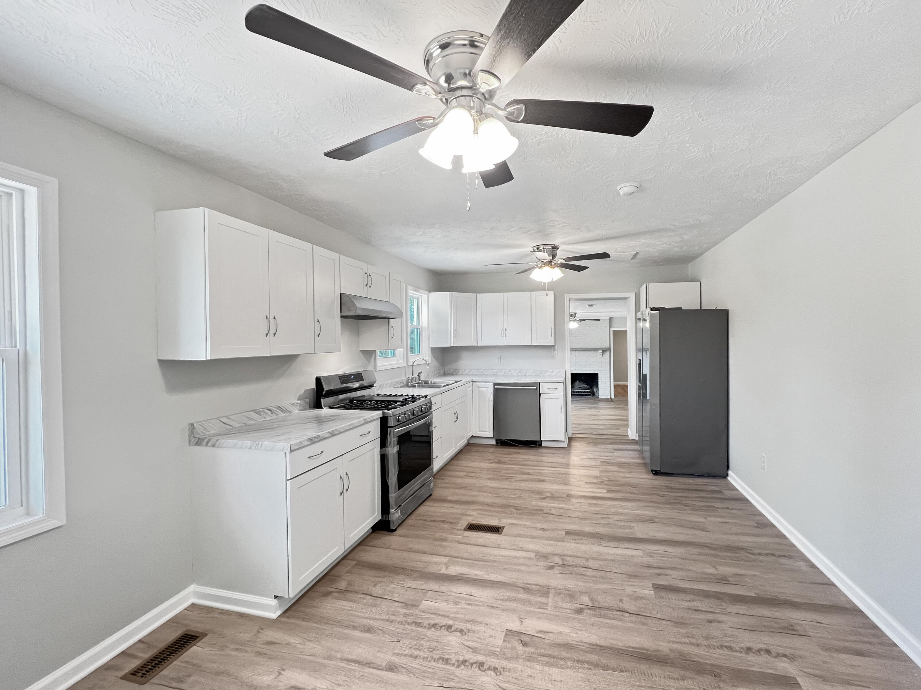 Single Family Residence at 501 2nd Street, Jackson, SC 29831, photo 7 of 29