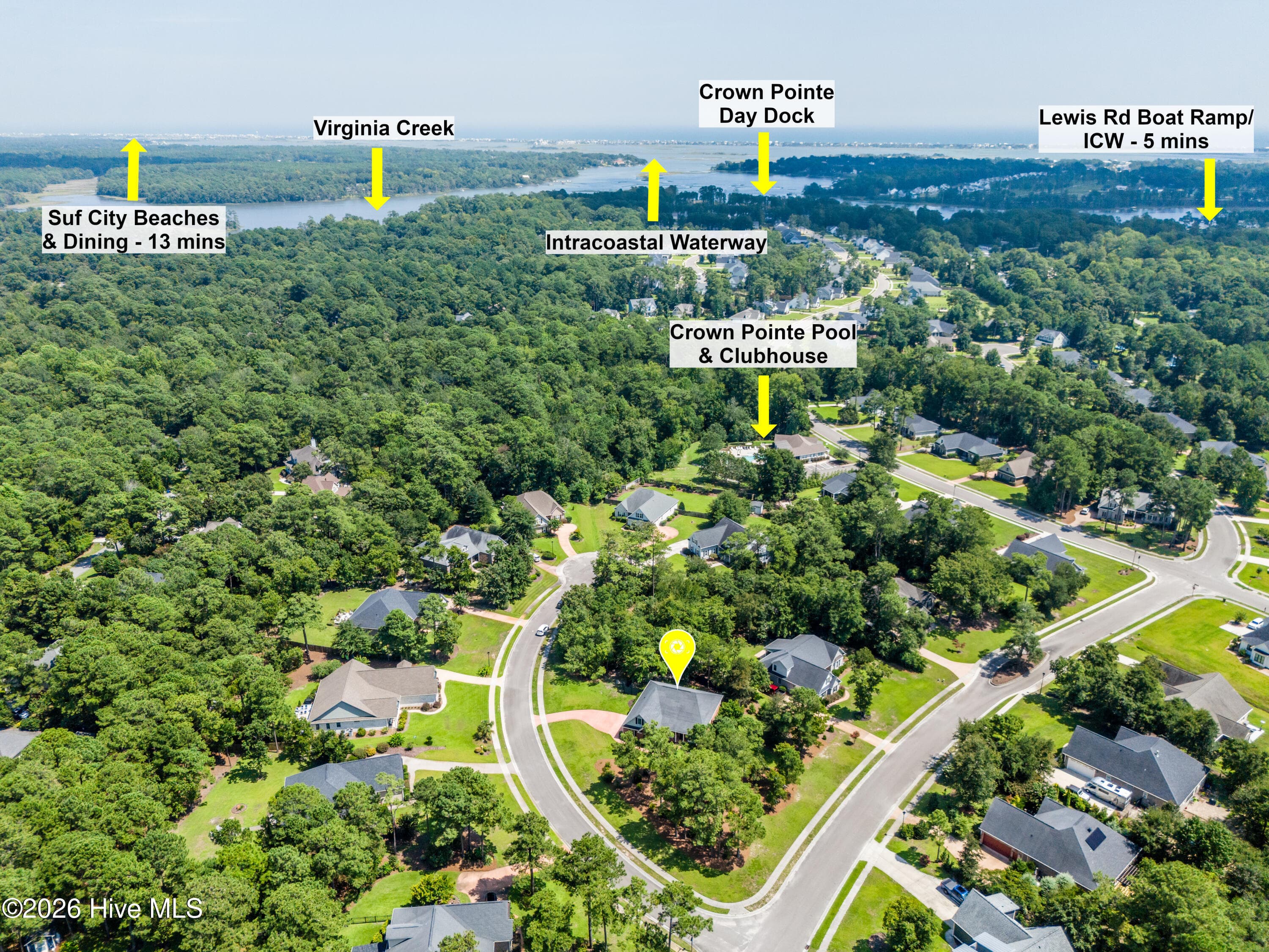 Single Family Residence at 36 Beaumont Circle, Hampstead, NC 28443, photo 2 of 61