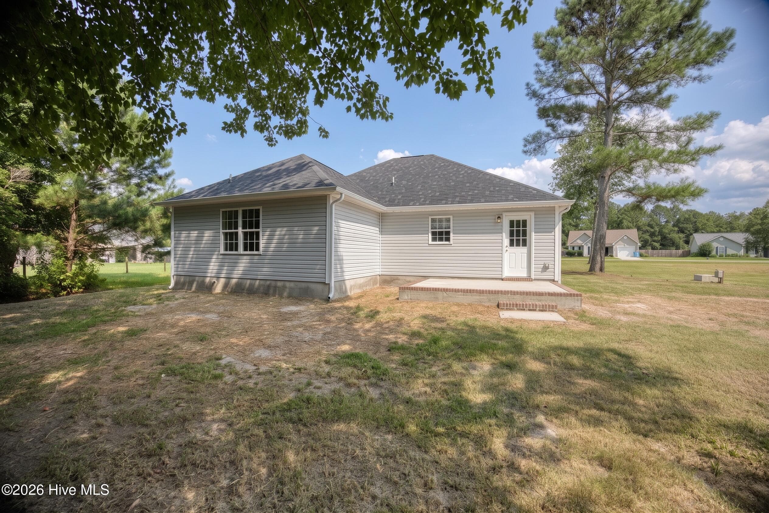 Single Family Residence at 303 Big Tree Lane, Chinquapin, NC 28521, photo 33 of 35