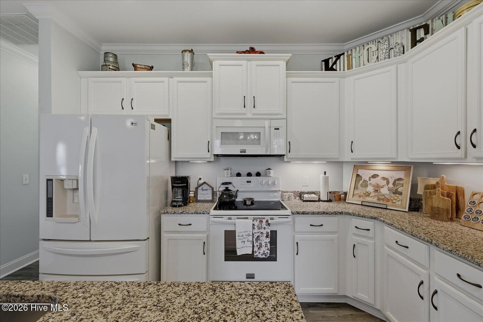 Single Family Residence at 8175 Garden Pointe Drive NE, Leland, NC 28451, photo 12 of 61