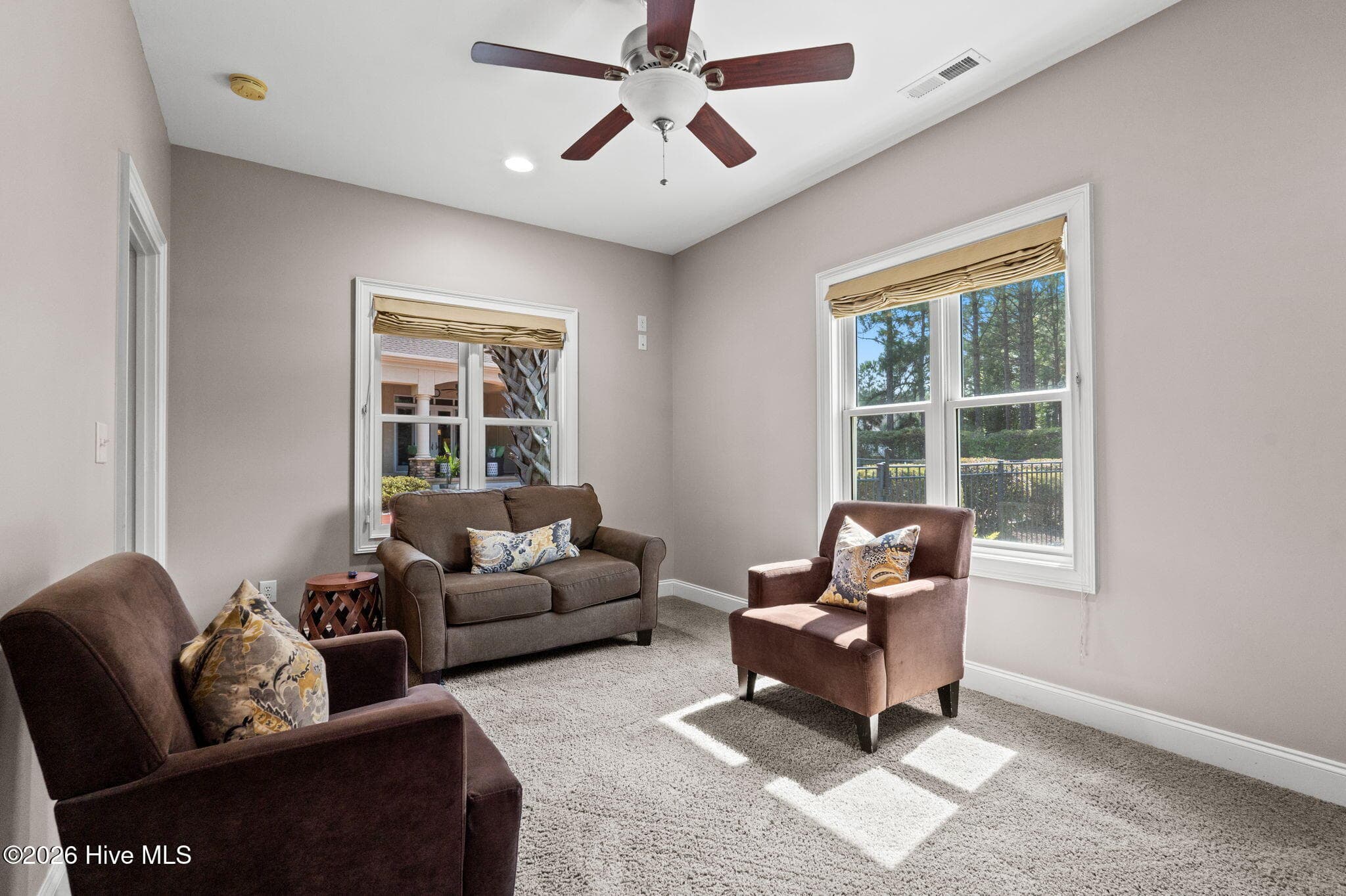Casita living room - 3858 Ridge Crest Drive, Southport, NC 28461