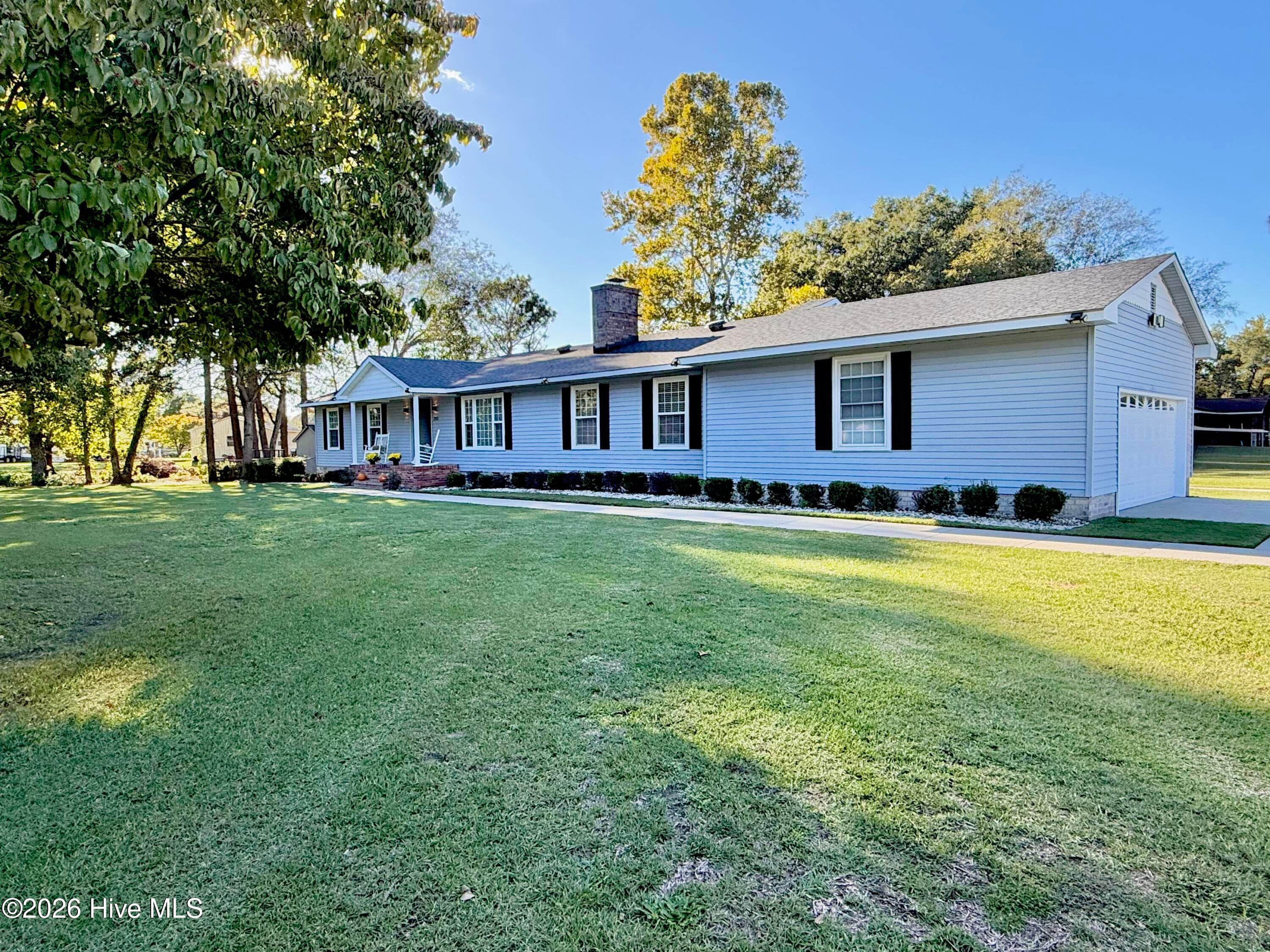 2571 English Squire Drive, Kinston, NC 28504