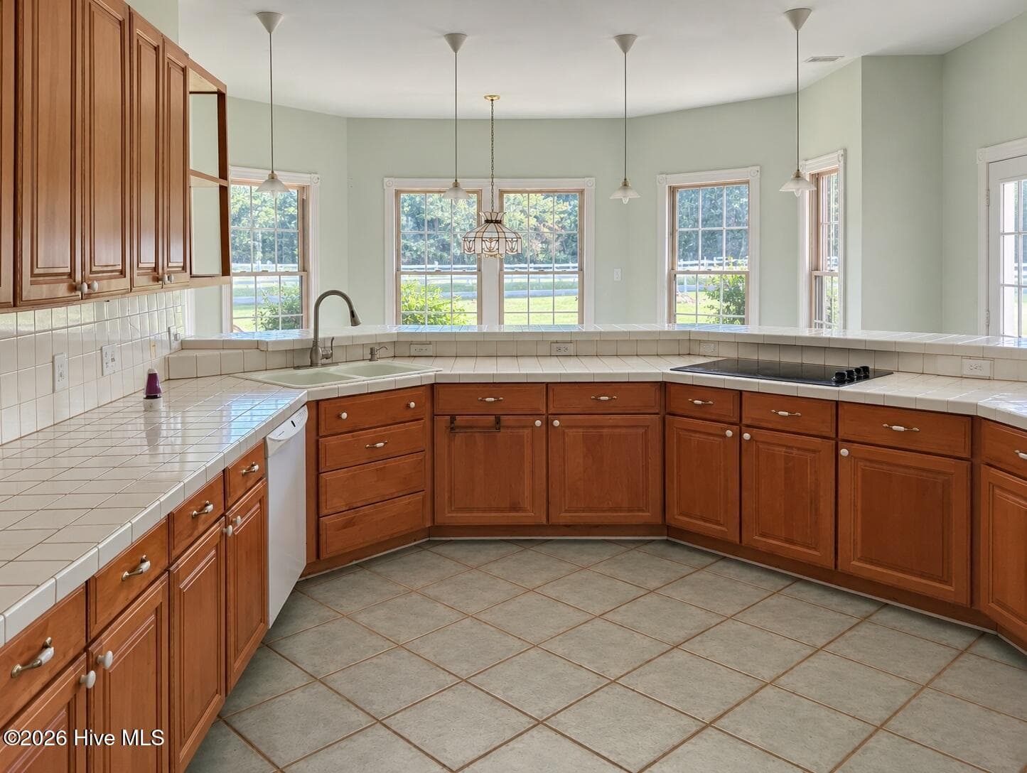 Single Family Residence at 129 Riverwood Court, Hertford, NC 27944, photo 7 of 14