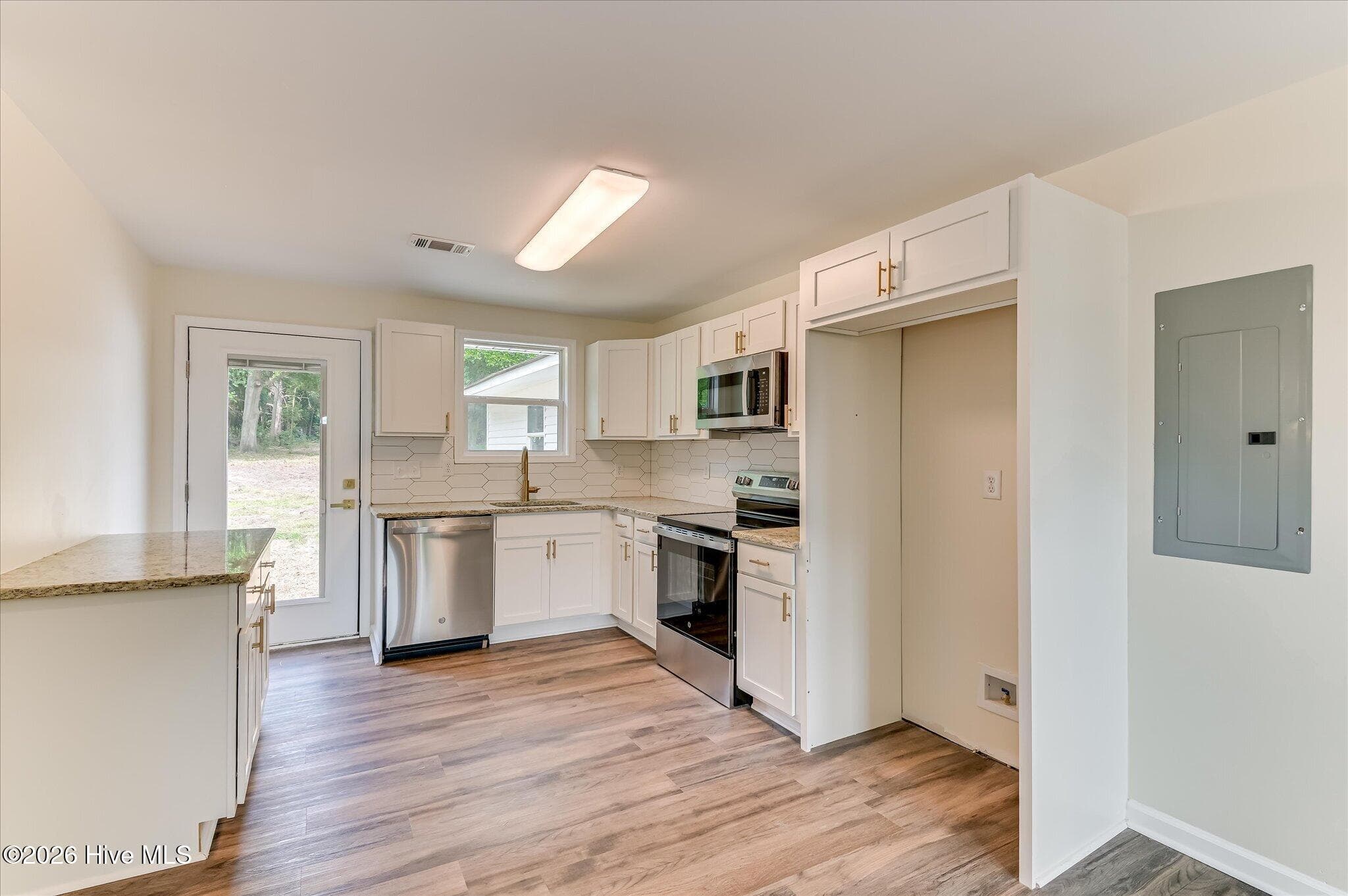 Single Family Residence at 1911 Elizabeth Drive, Augusta, GA 30906, photo 13 of 34