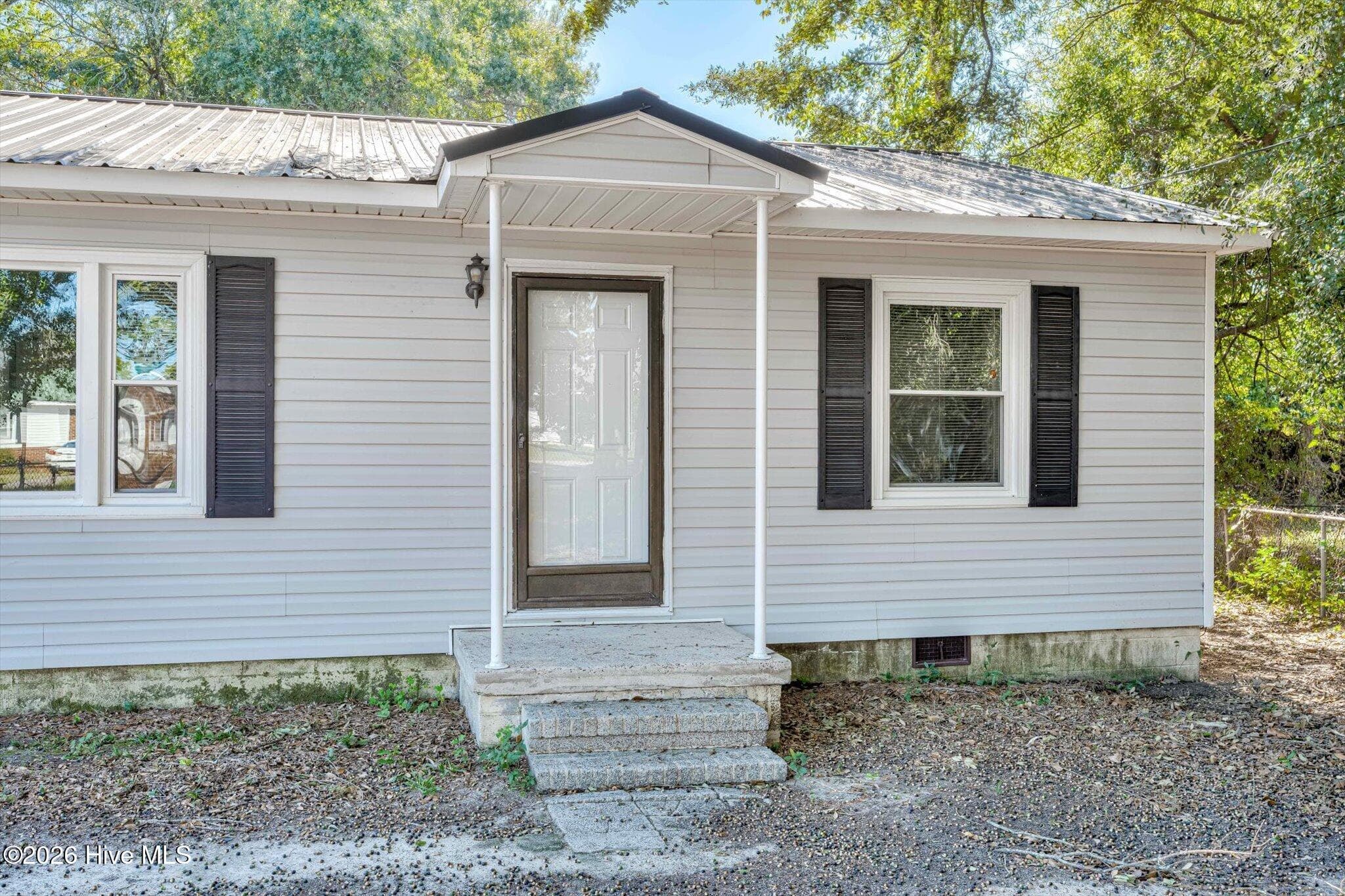 Single Family Residence at 2032 Dunham Circle, Augusta, GA 30906, photo 4 of 28