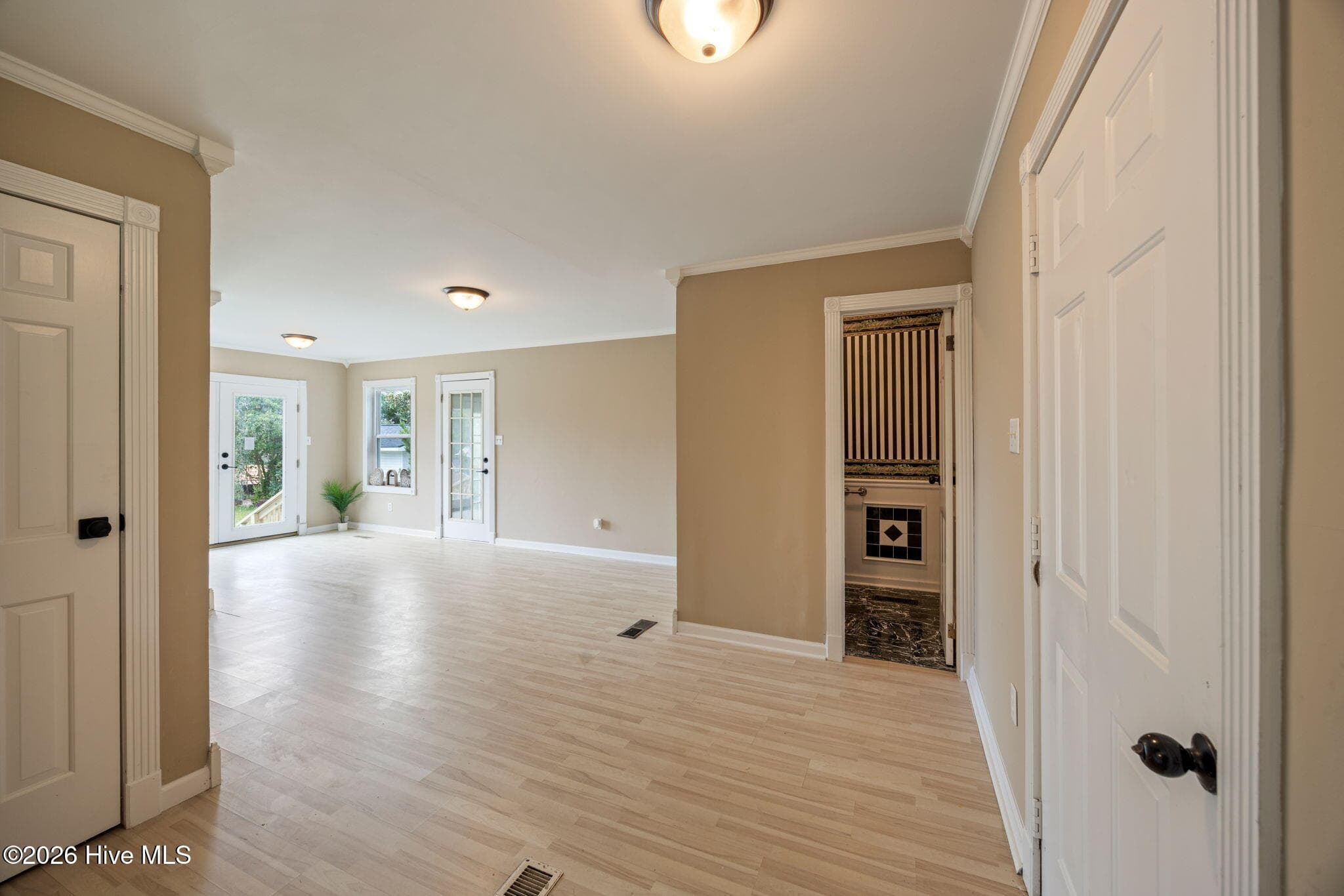 Single Family Residence at 1 Mayfield Court, North Augusta, SC 29860, photo 13 of 61