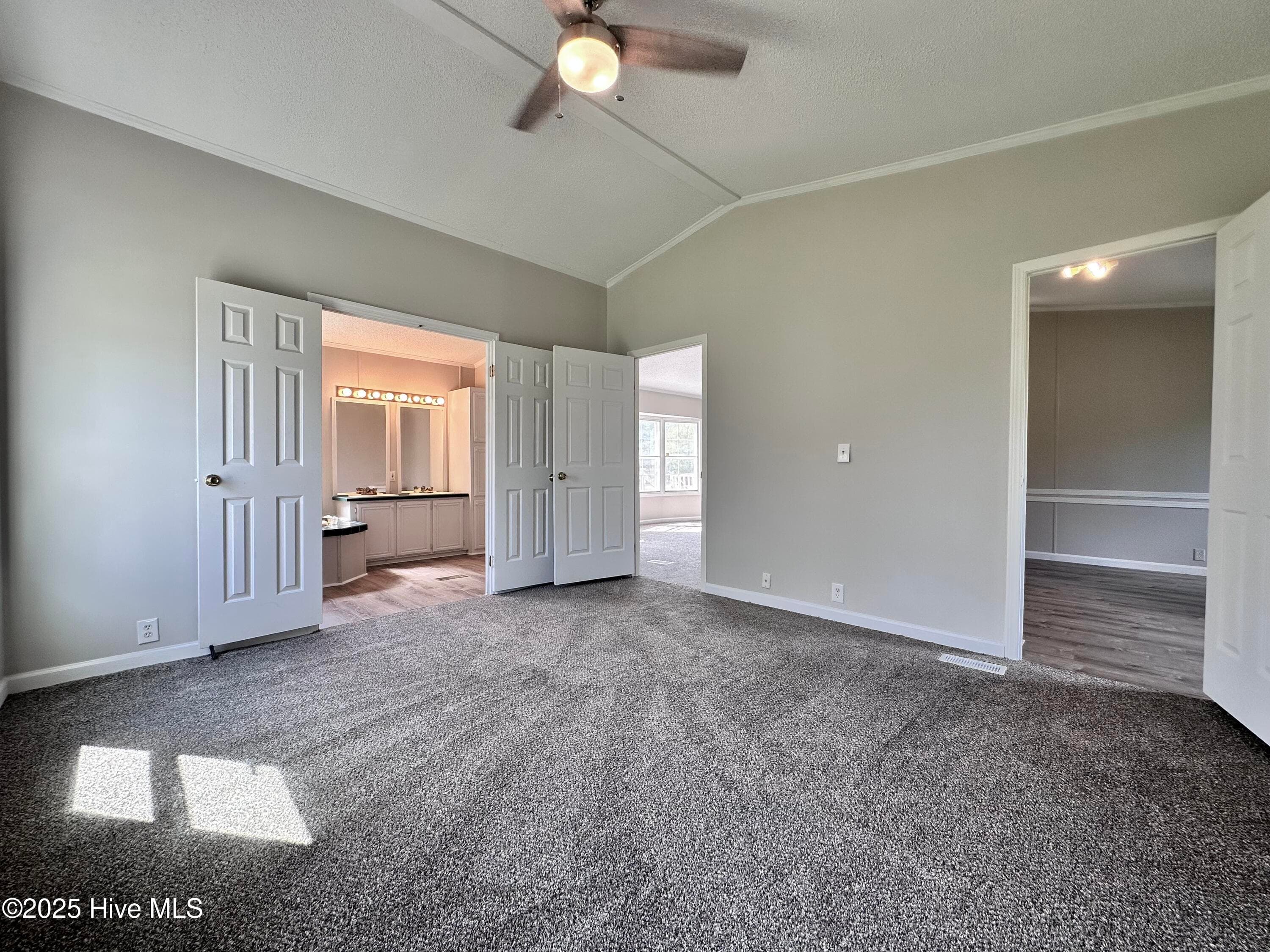 Manufactured Home at 265 Colonial Landing Road SE, Bolivia, NC 28422, photo 14 of 43