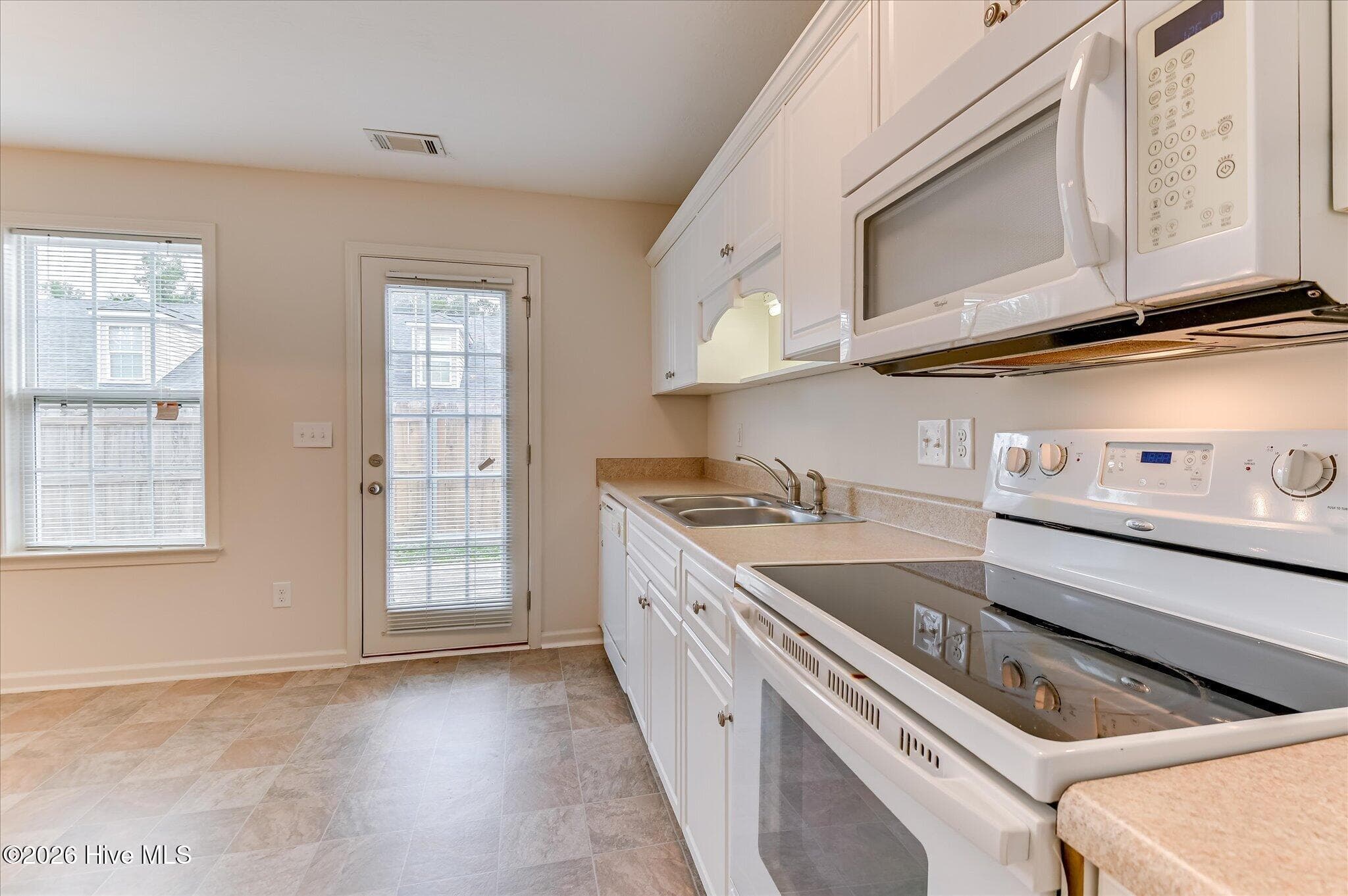 Townhouse at 1808 Lauren Lane, Augusta, GA 30909, photo 12 of 32