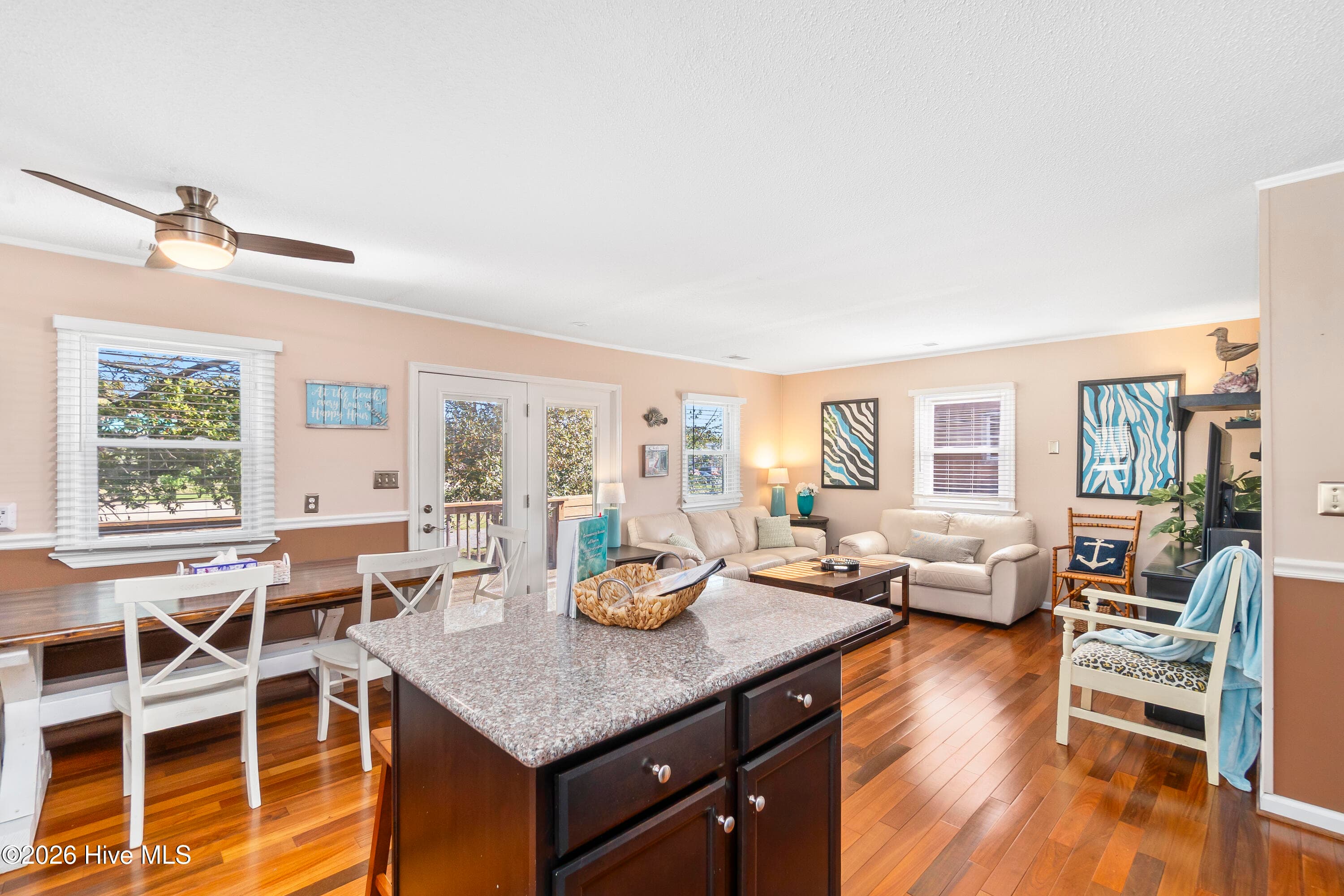104 E Blackman Street, Nags Head, NC 27959
