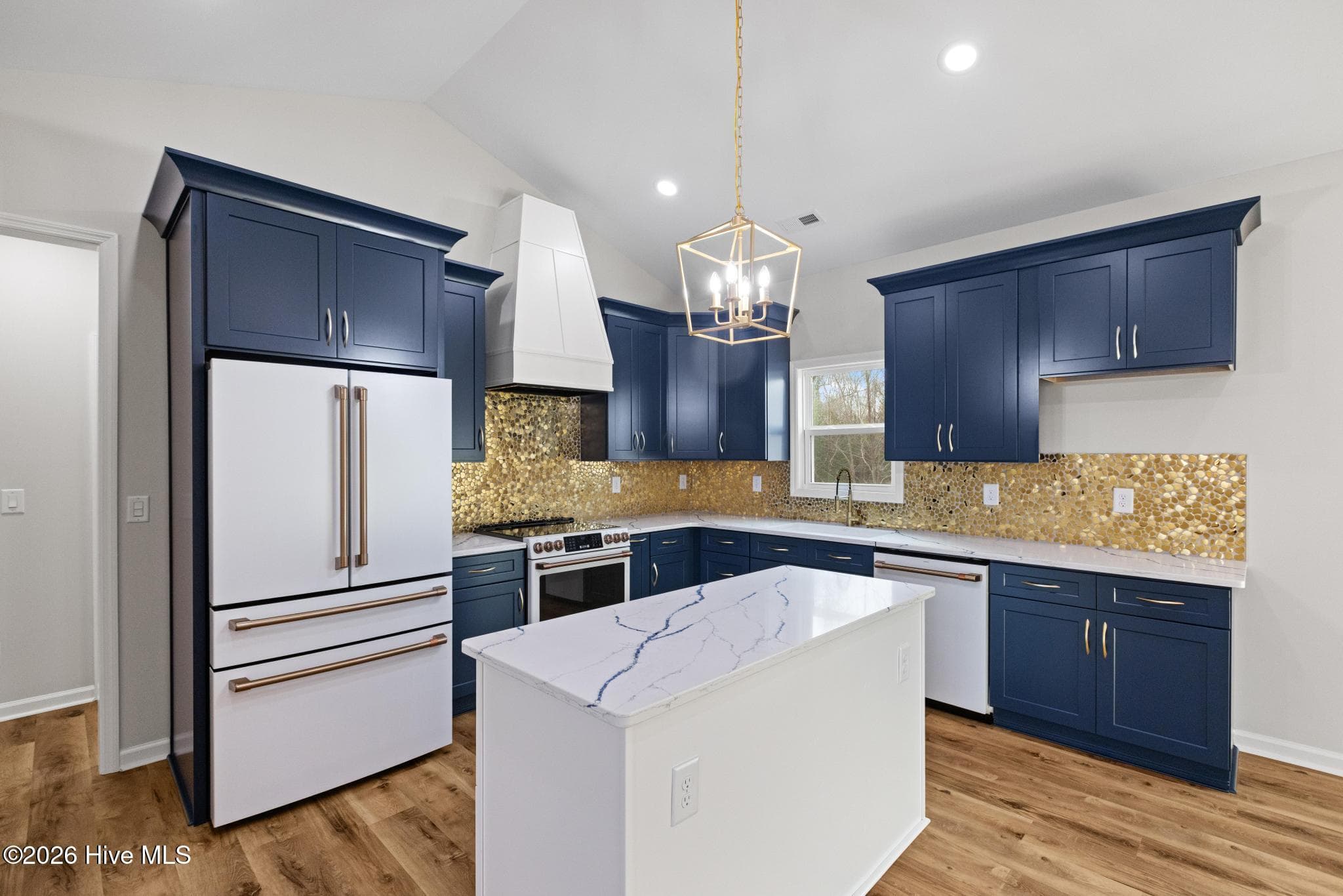 SIMILAR HOME - 402 Wade Drive, Richlands, NC 28574