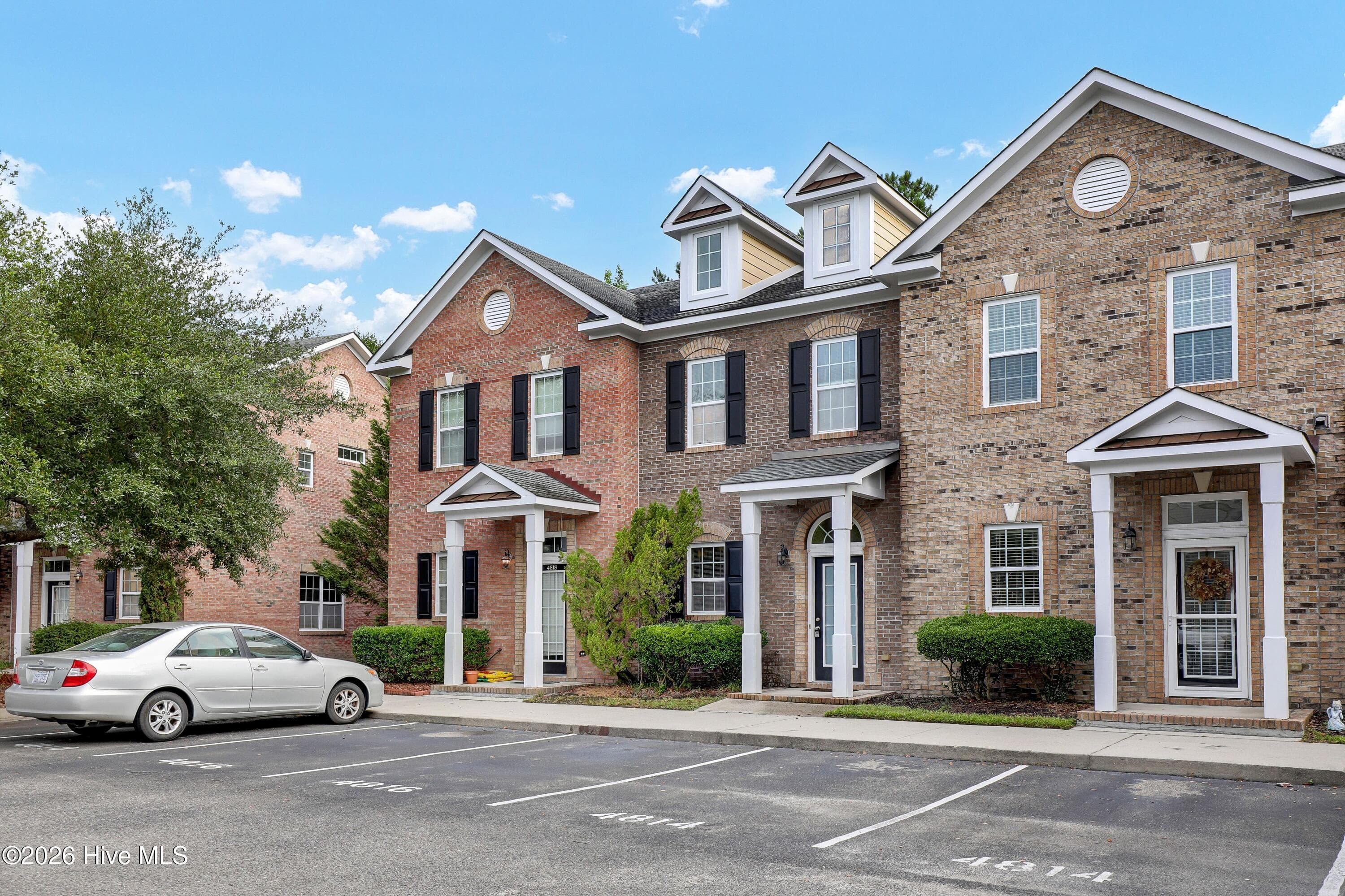 Townhouse at 4816 Exton Park Loop, Castle Hayne, NC 28429, photo 3 of 34