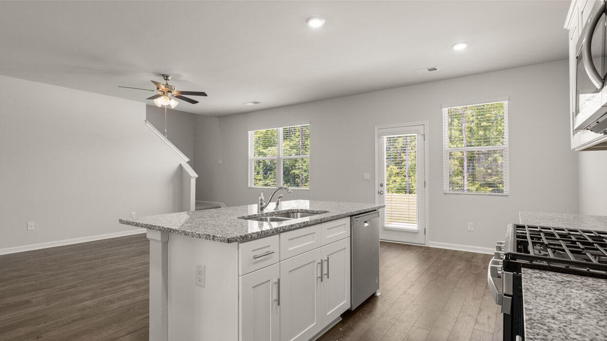 Single Family Residence at 2047 Signal Hill Court, Augusta, GA 30906, photo 16 of 40